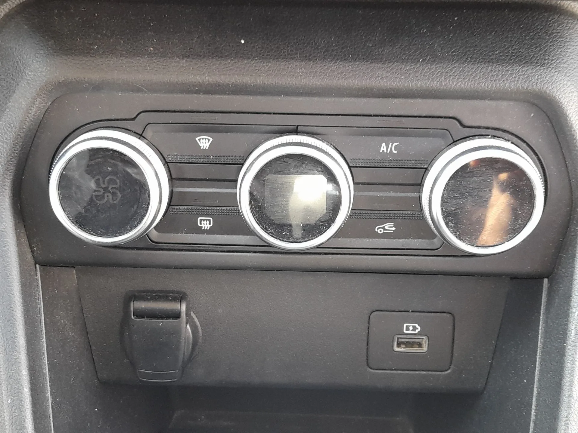 Mando Climatizador para Dacia Sandero Iii