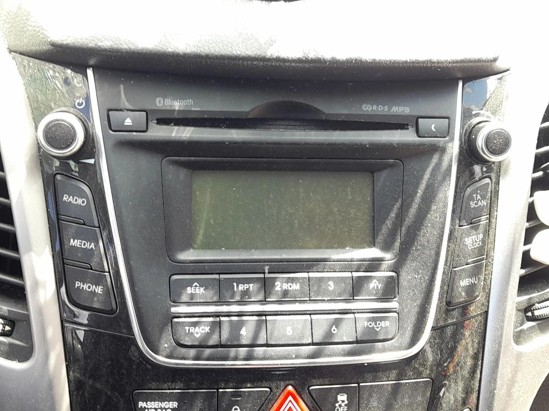 Sistema Audio / Radio Cd para Hyundai I30 (Gd)