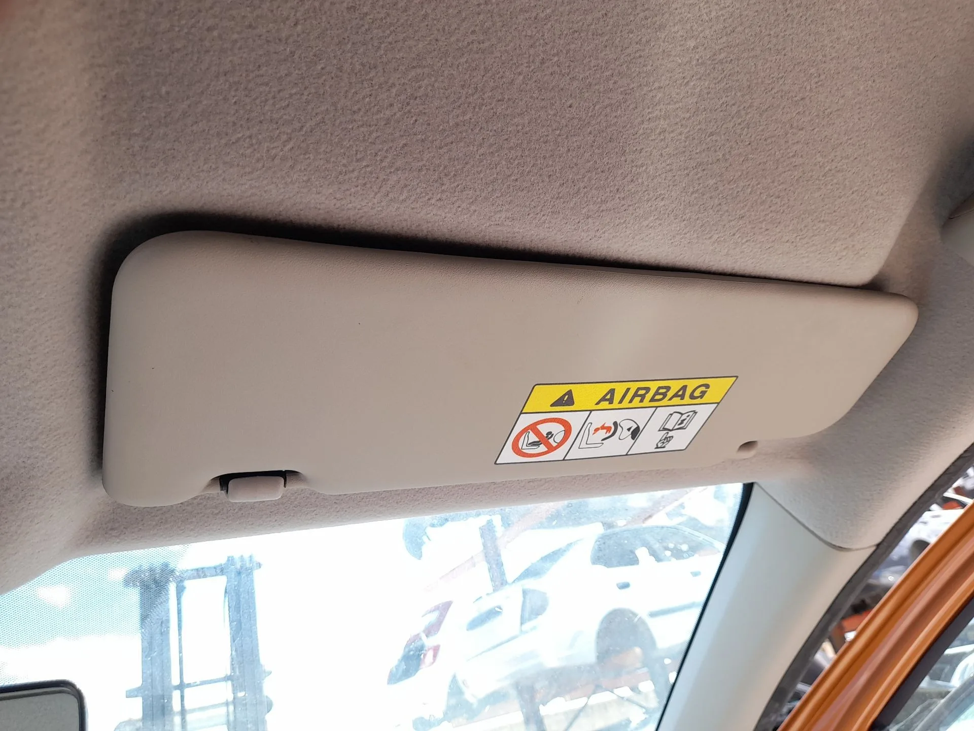Parasol Derecho para Dacia Duster (Hm_)