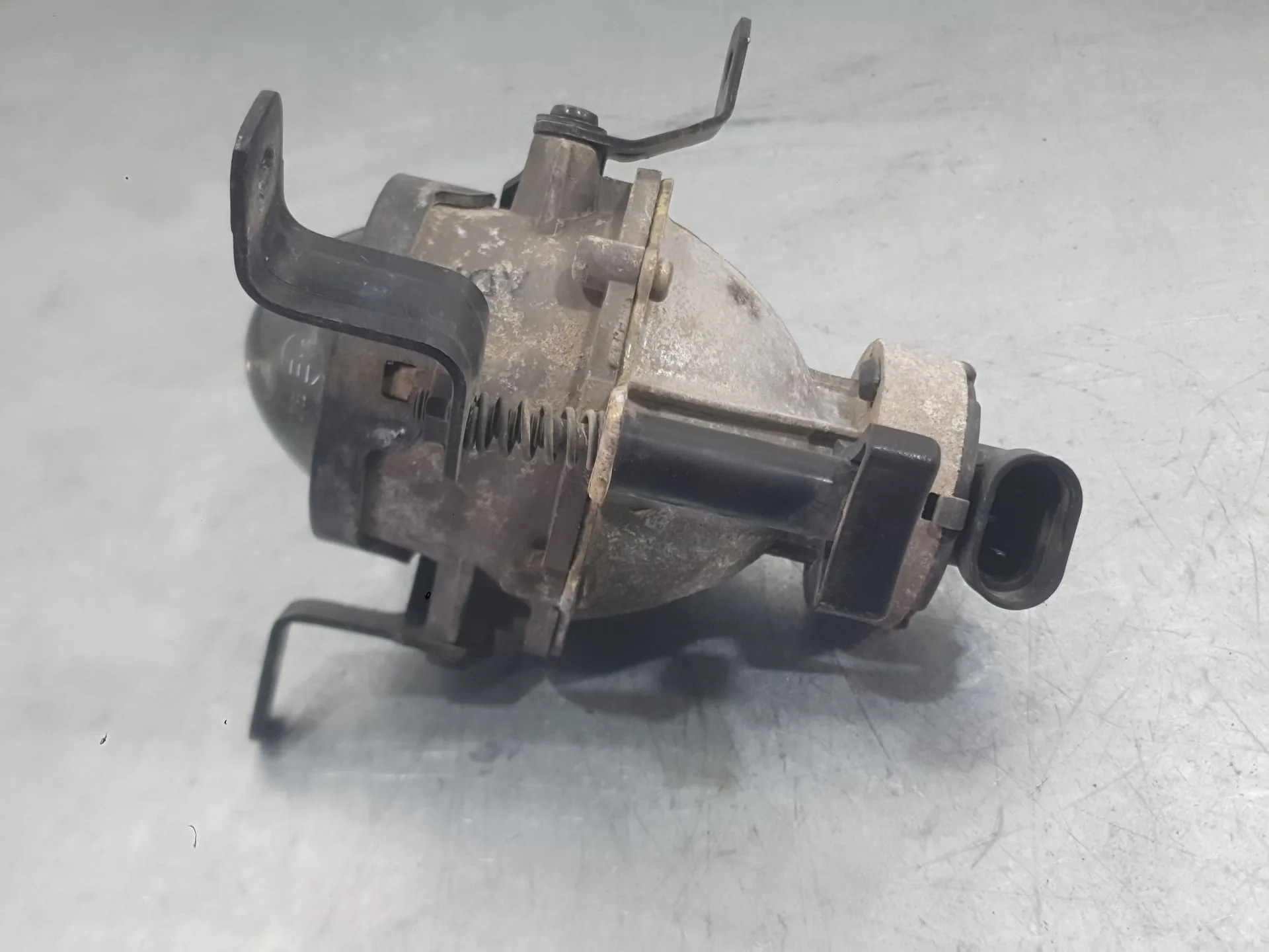 Faro Antiniebla Izquierdo para Kia Cerato I Hatchback (Ld)