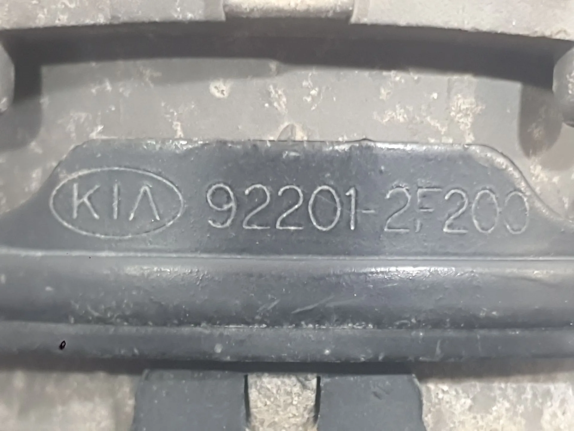 Faro Antiniebla Izquierdo para Kia Cerato I Hatchback (Ld)