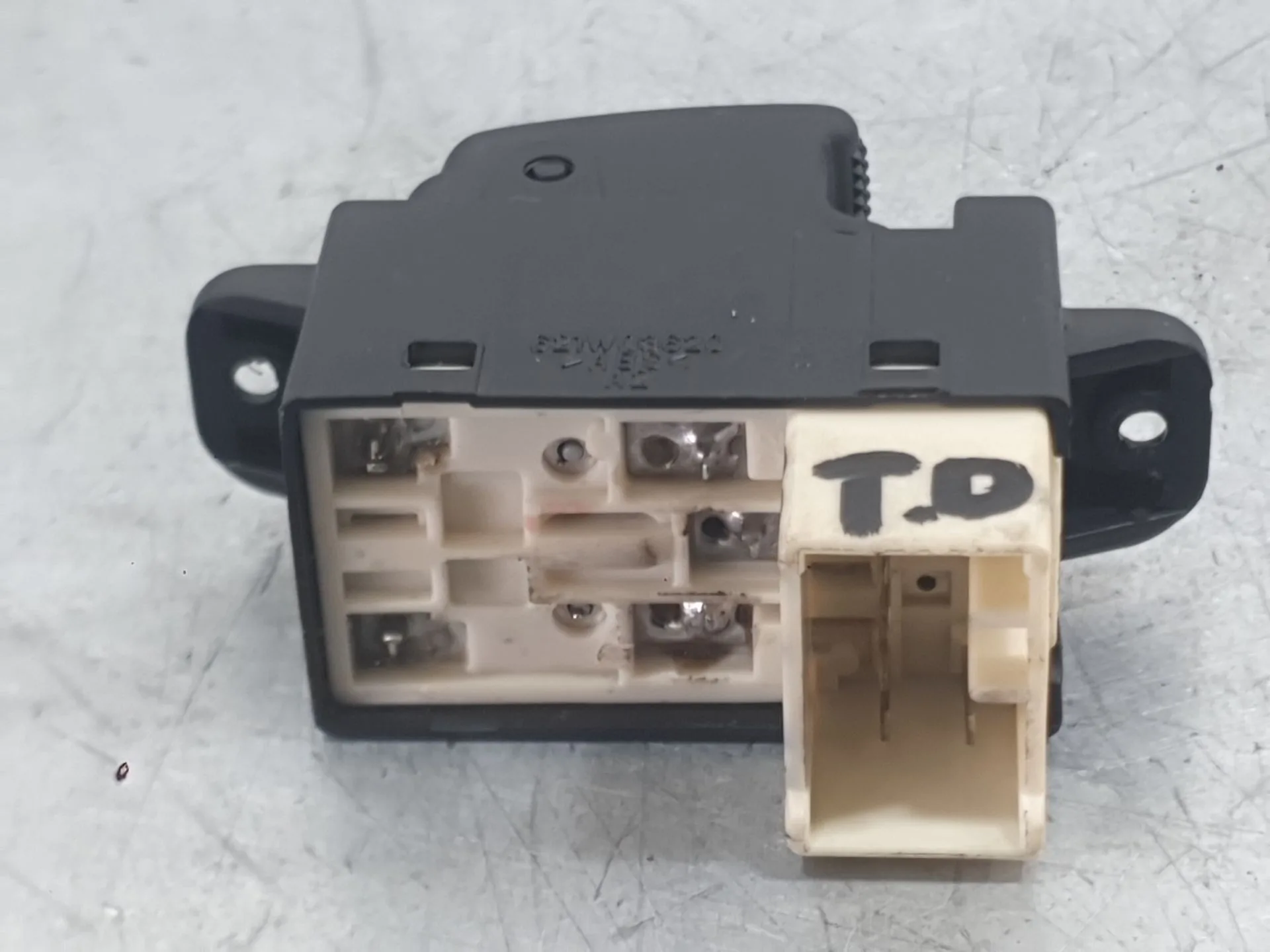 Mando Elevalunas Trasero Derecho para Kia Cerato I Hatchback (Ld)