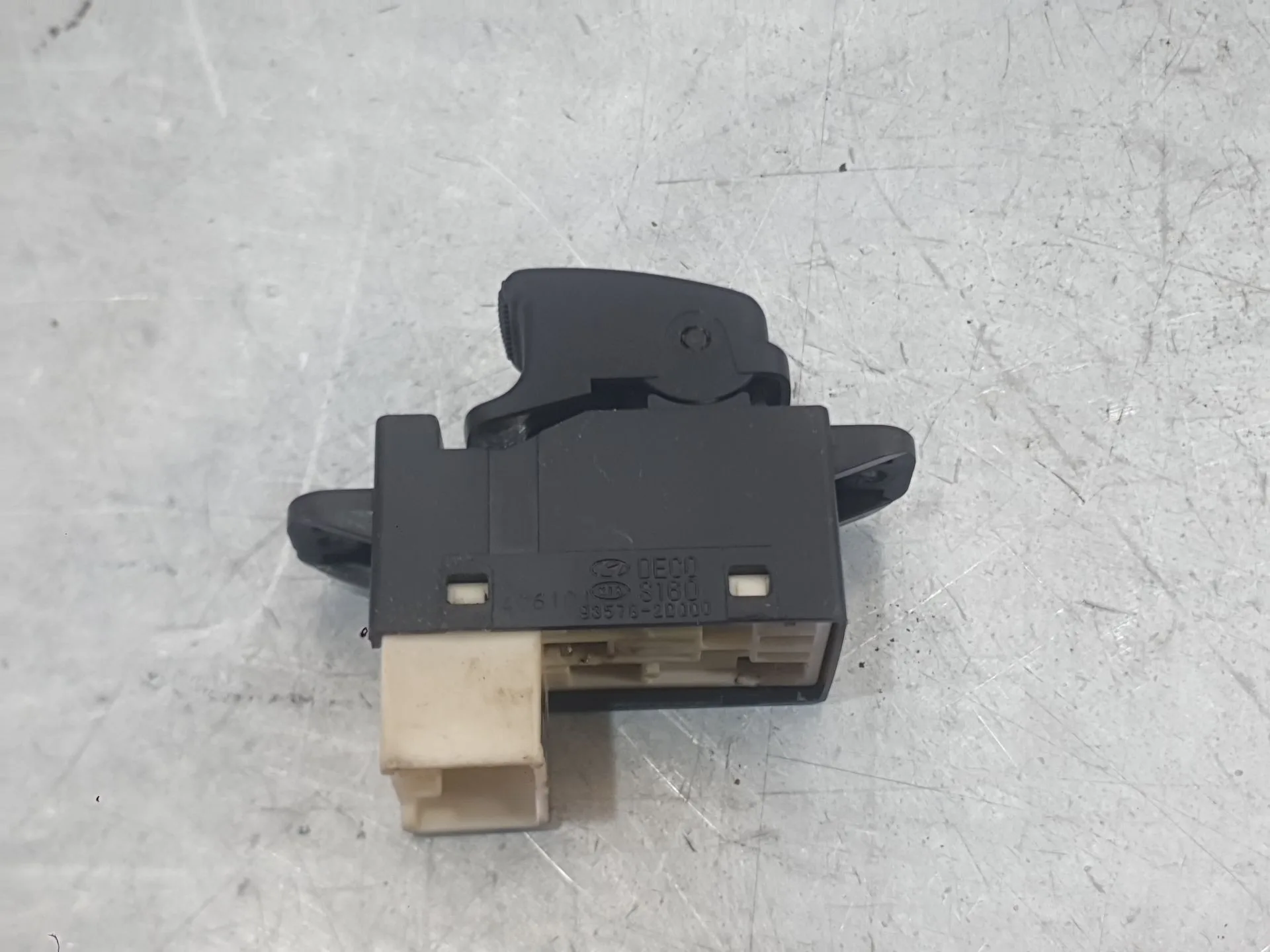 Mando Elevalunas Trasero Izquierdo para Kia Cerato I Hatchback (Ld)