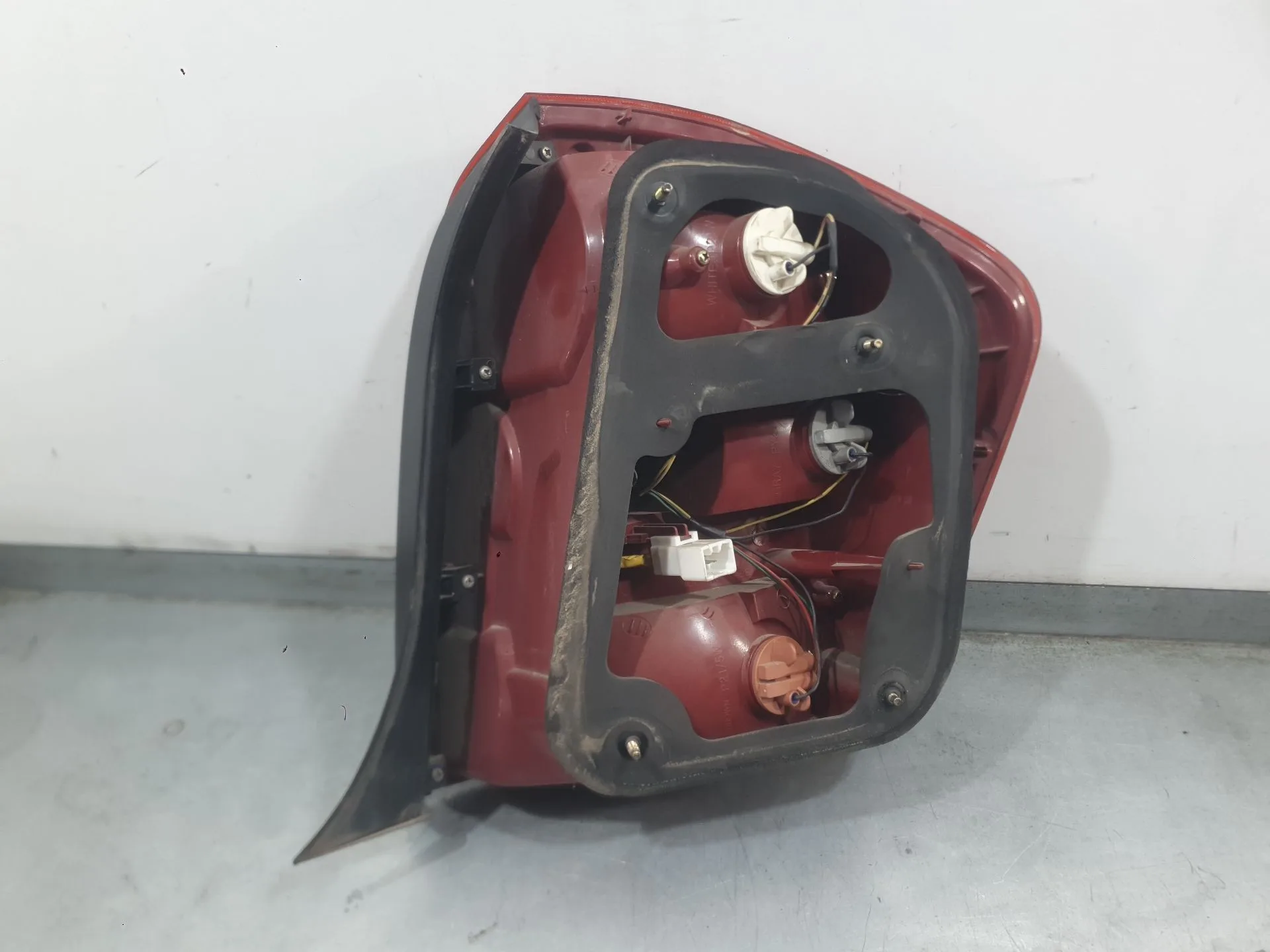 Piloto Trasero Izquierdo para Kia Cerato I Hatchback (Ld)