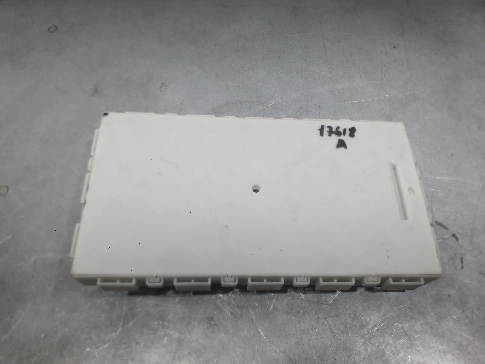 Caja Reles / Fusibles para Bmw I3 (I01)