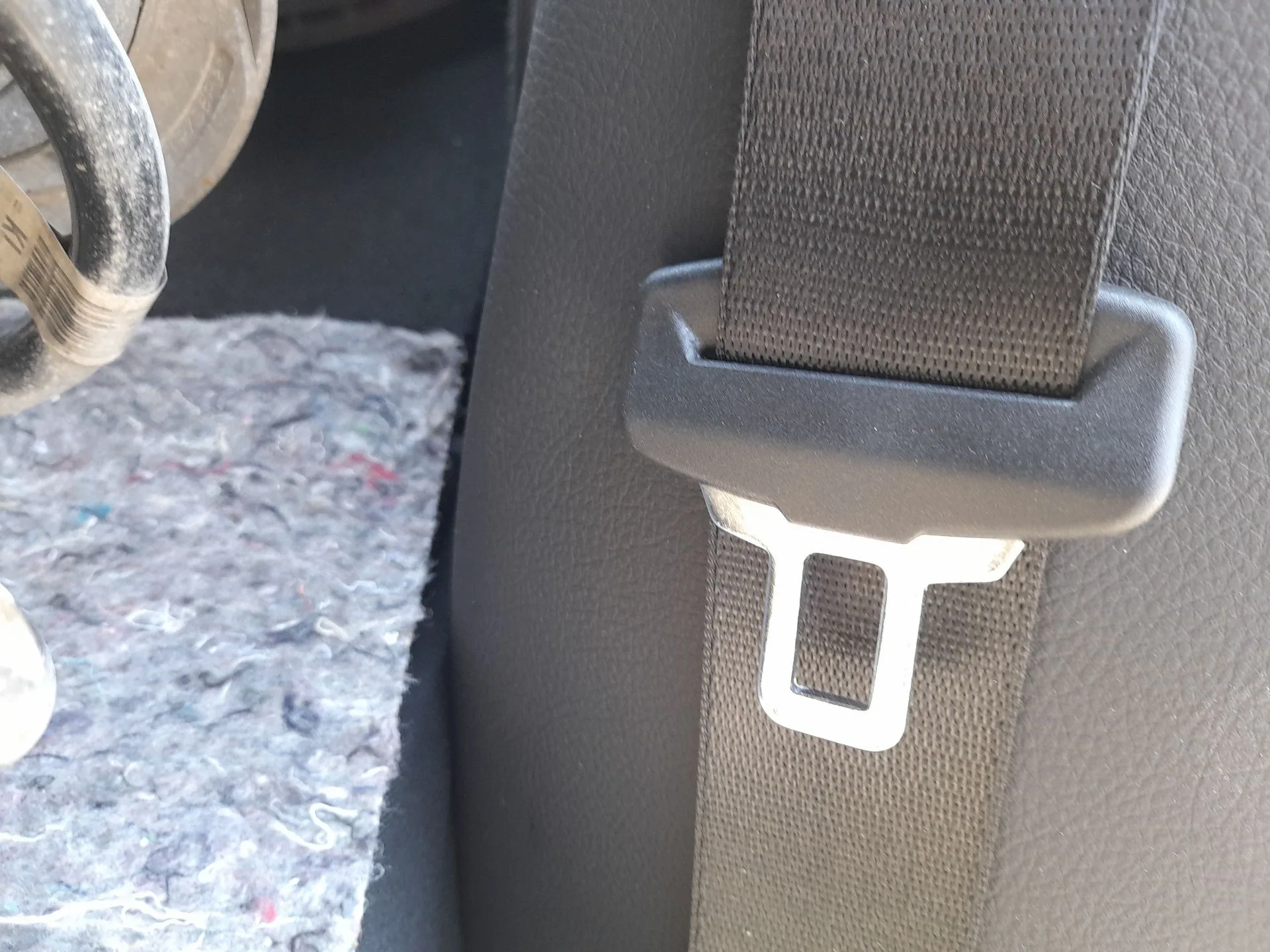 Cinturon Seguridad Trasero Derecho para Bmw 1 (F40)