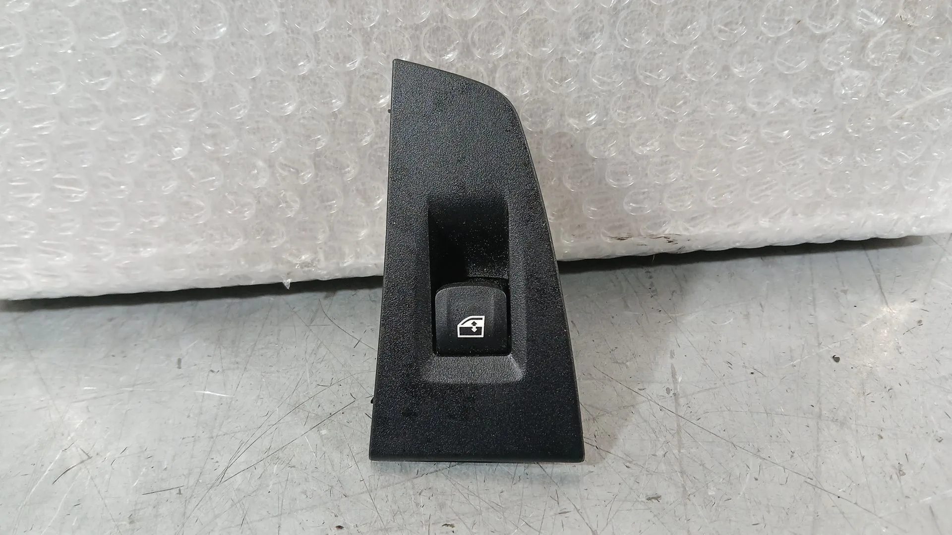 Mando Elevalunas Trasero Izquierdo para Bmw 1 (F40)