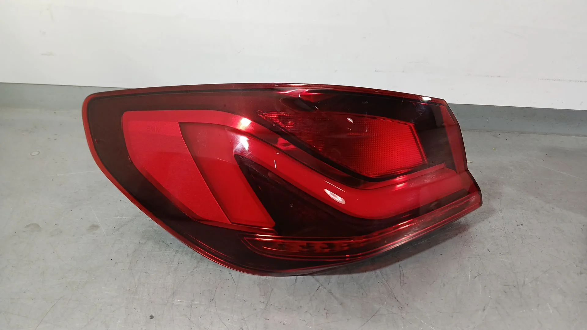Piloto Trasero Izquierdo Interior para Bmw 1 (F40)