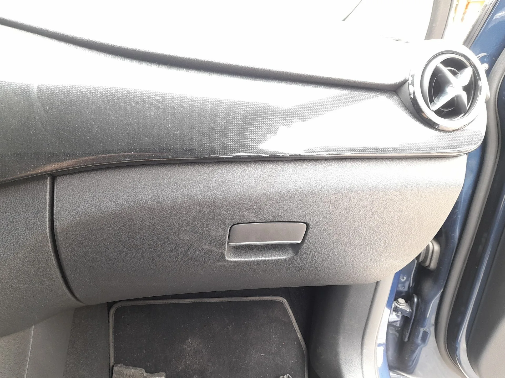 Guantera para Mercedes-Benz Clase B Sports Tourer (W246, W242)