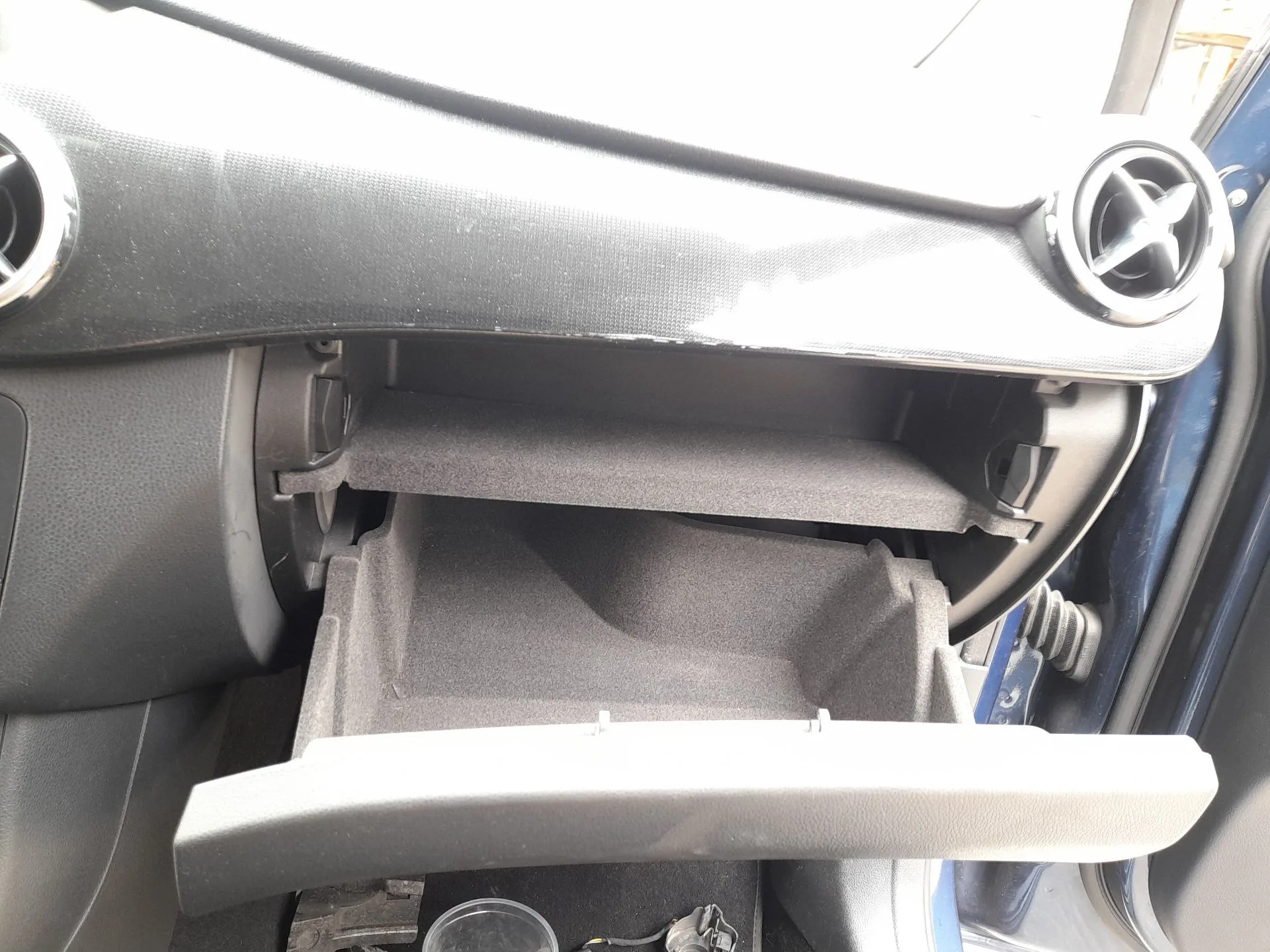 Guantera para Mercedes-Benz Clase B Sports Tourer (W246, W242)