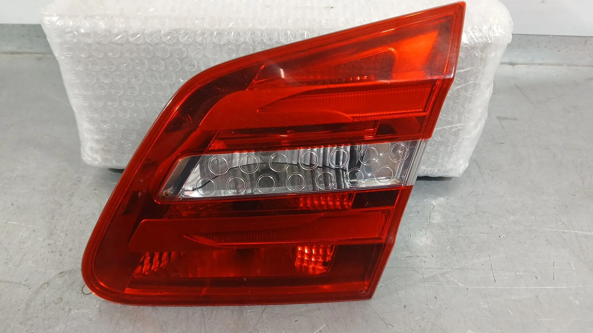 Piloto Trasero Derecho Interior para Mercedes-Benz Clase B Sports Tourer (W246, W242)