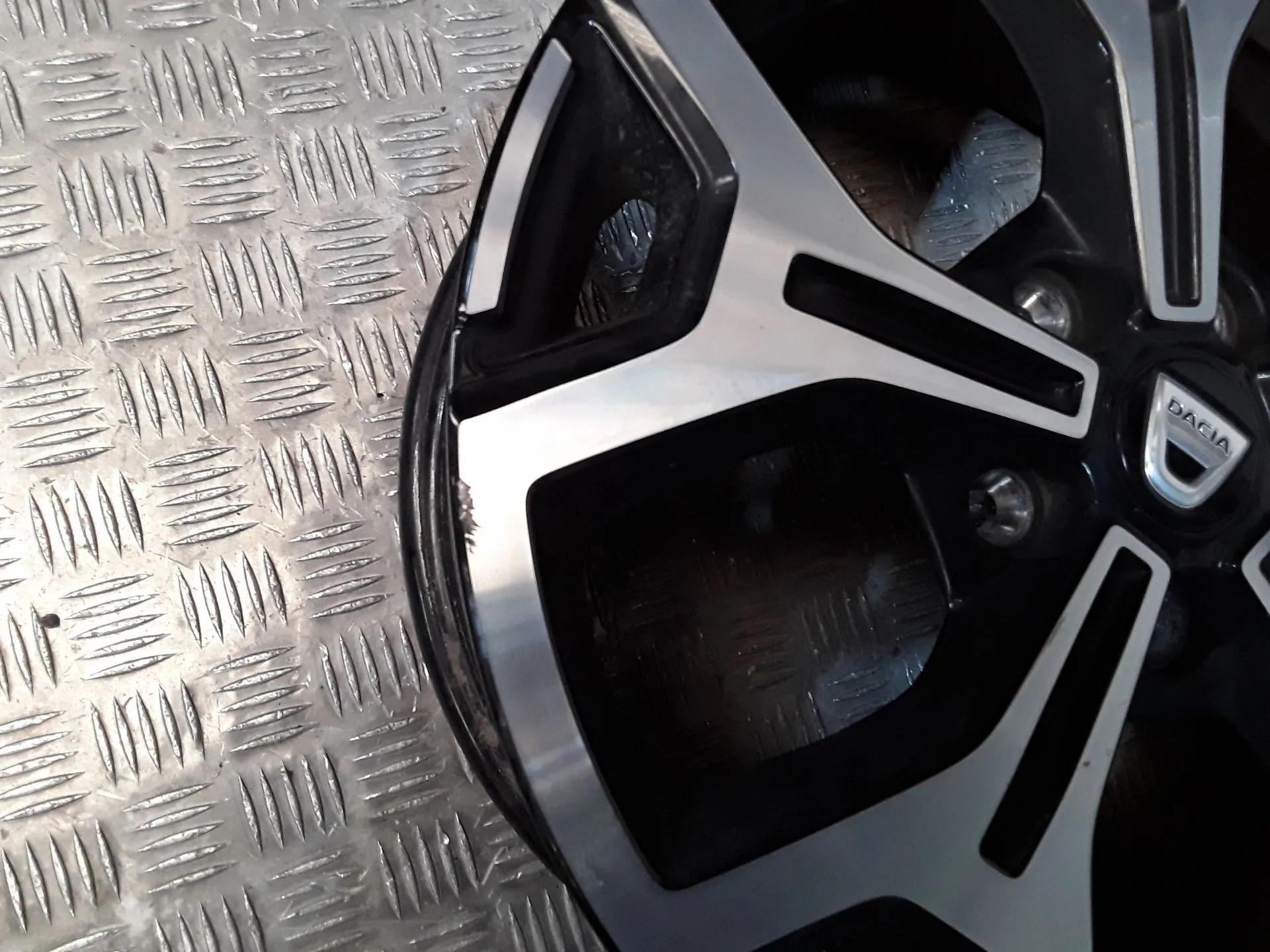 Llanta Aluminio para Dacia Duster (Hm_)