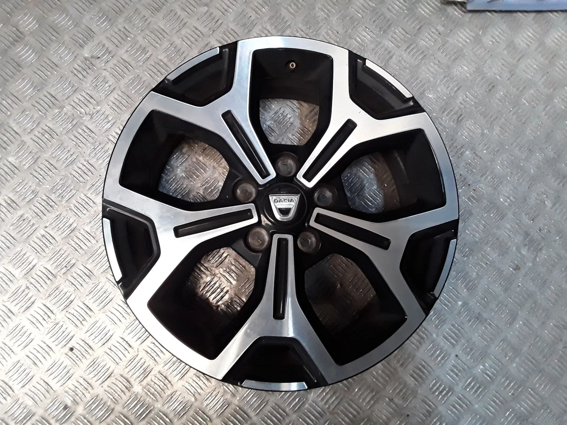 Llanta Aluminio para Dacia Duster (Hm_)