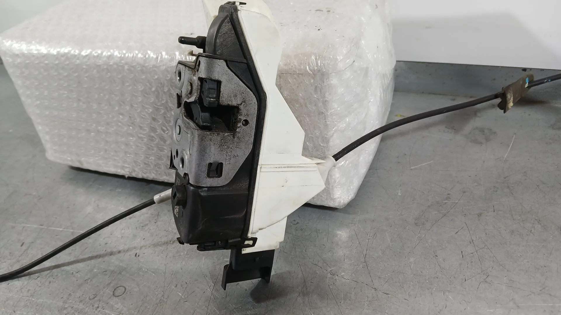 Cerradura Puerta Delantera Izquierda para Peugeot 3008 I Monospace (0U_)