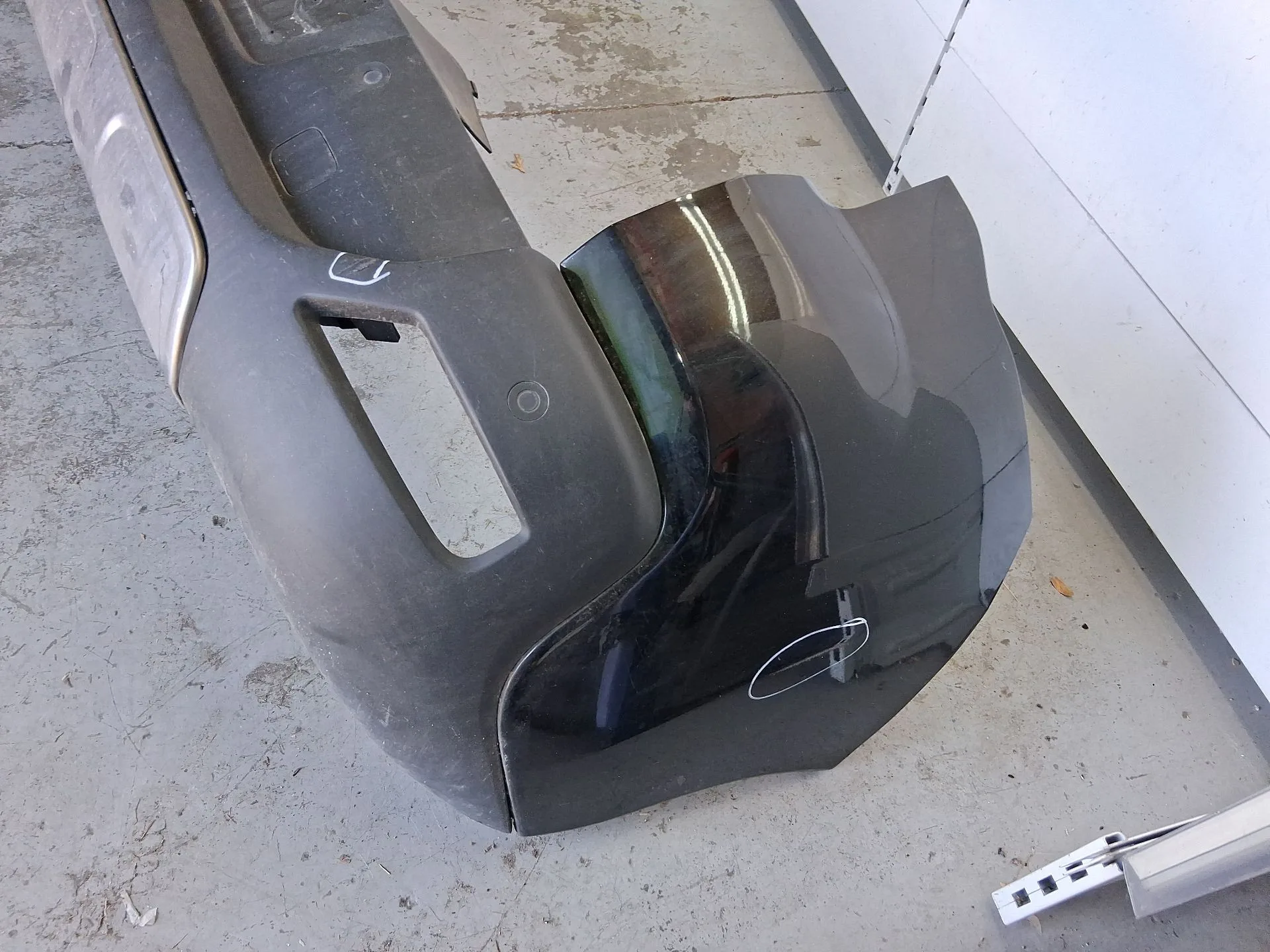 Paragolpes Trasero para Peugeot 3008 I Monospace (0U_)