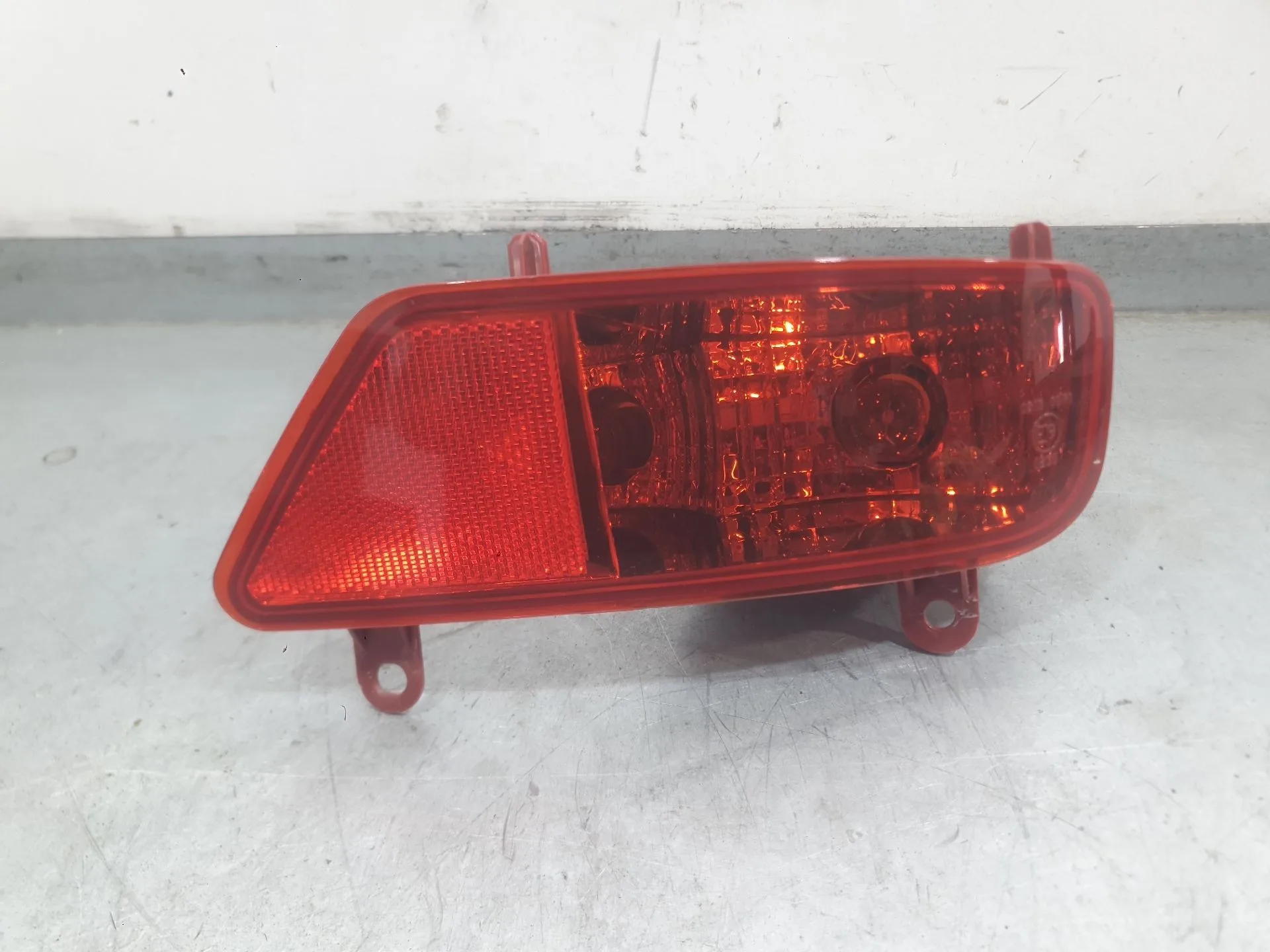 Piloto Trasero Derecho Paragolpes para Peugeot 3008 I Monospace (0U_)