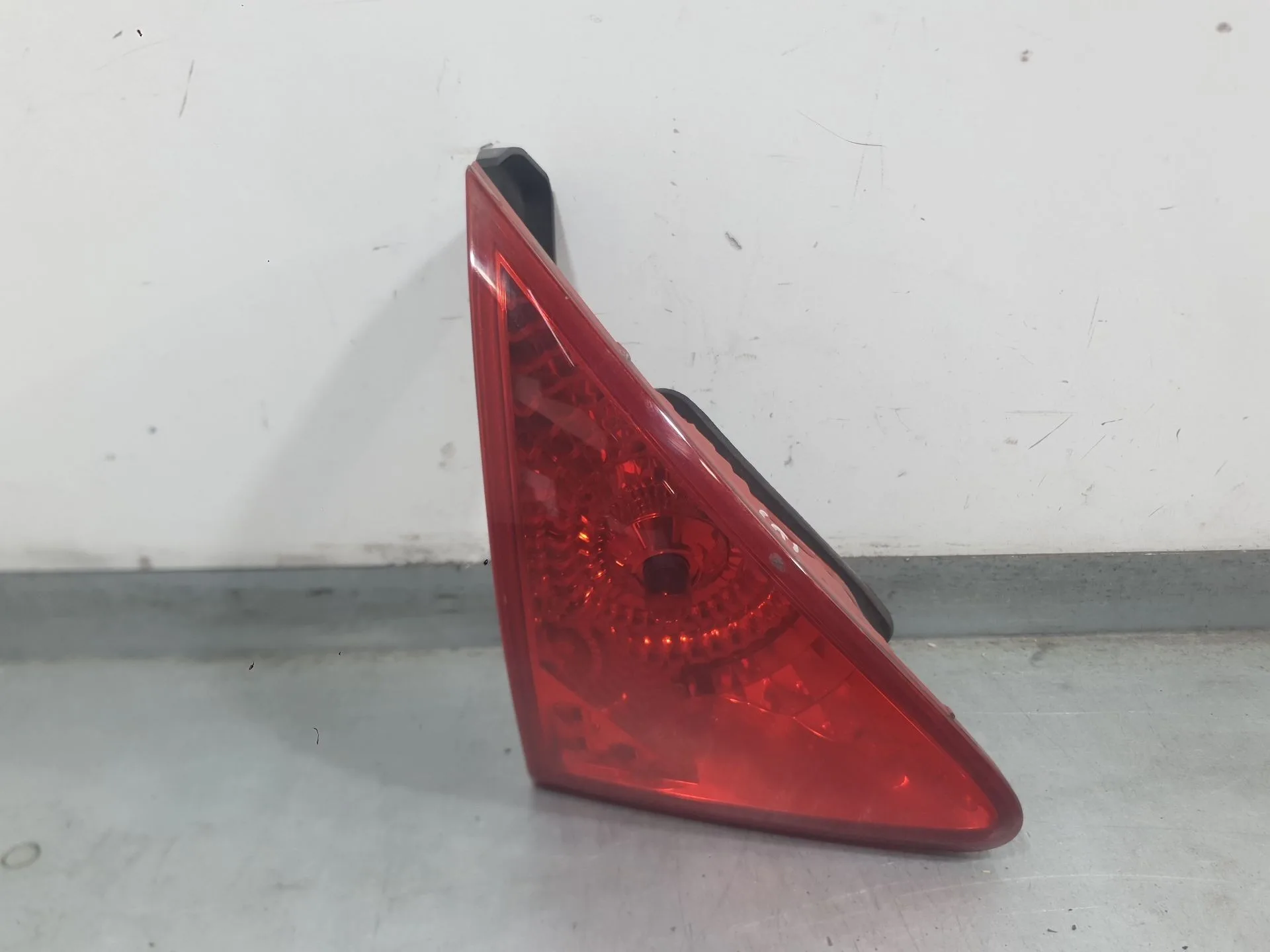 Piloto Trasero Izquierdo Interior para Peugeot 3008 I Monospace (0U_)