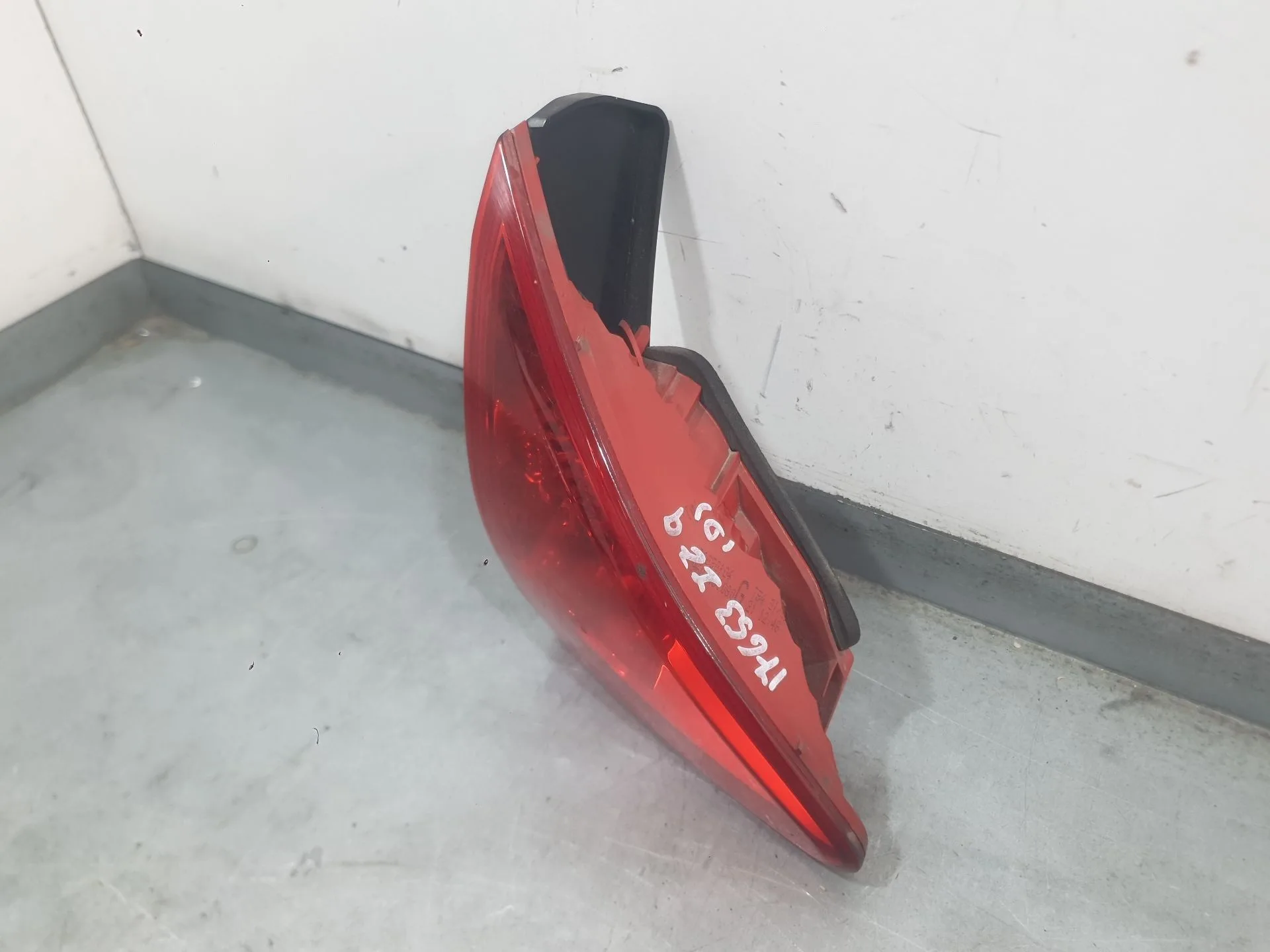 Piloto Trasero Izquierdo Interior para Peugeot 3008 I Monospace (0U_)