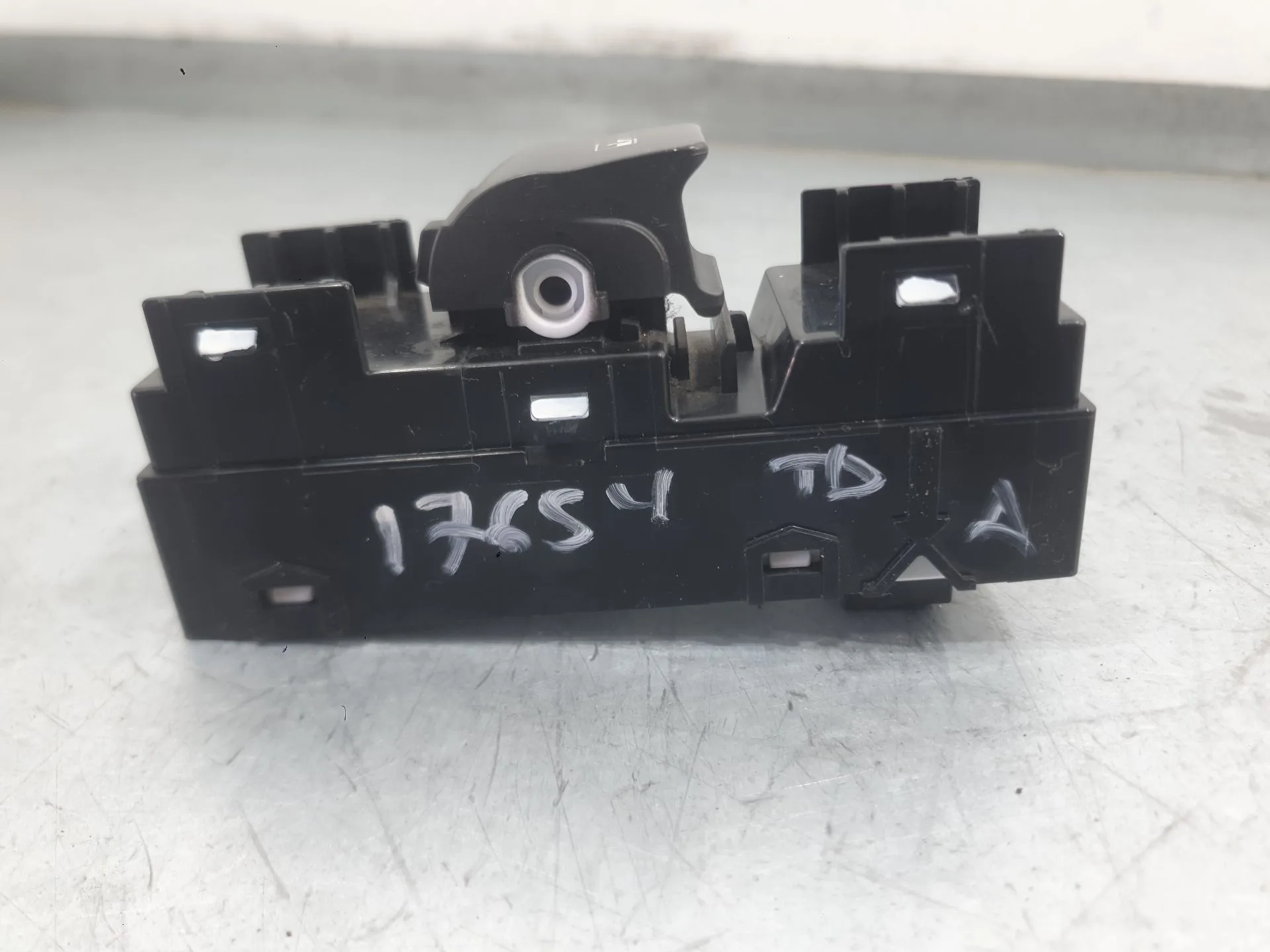 Mando Elevalunas Trasero Derecho para Hyundai I30 (Pde, Pd, Pden)