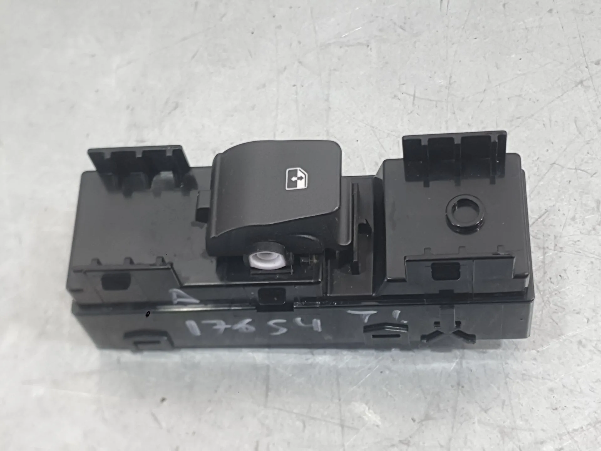 Mando Elevalunas Trasero Izquierdo para Hyundai I30 (Pde, Pd, Pden)