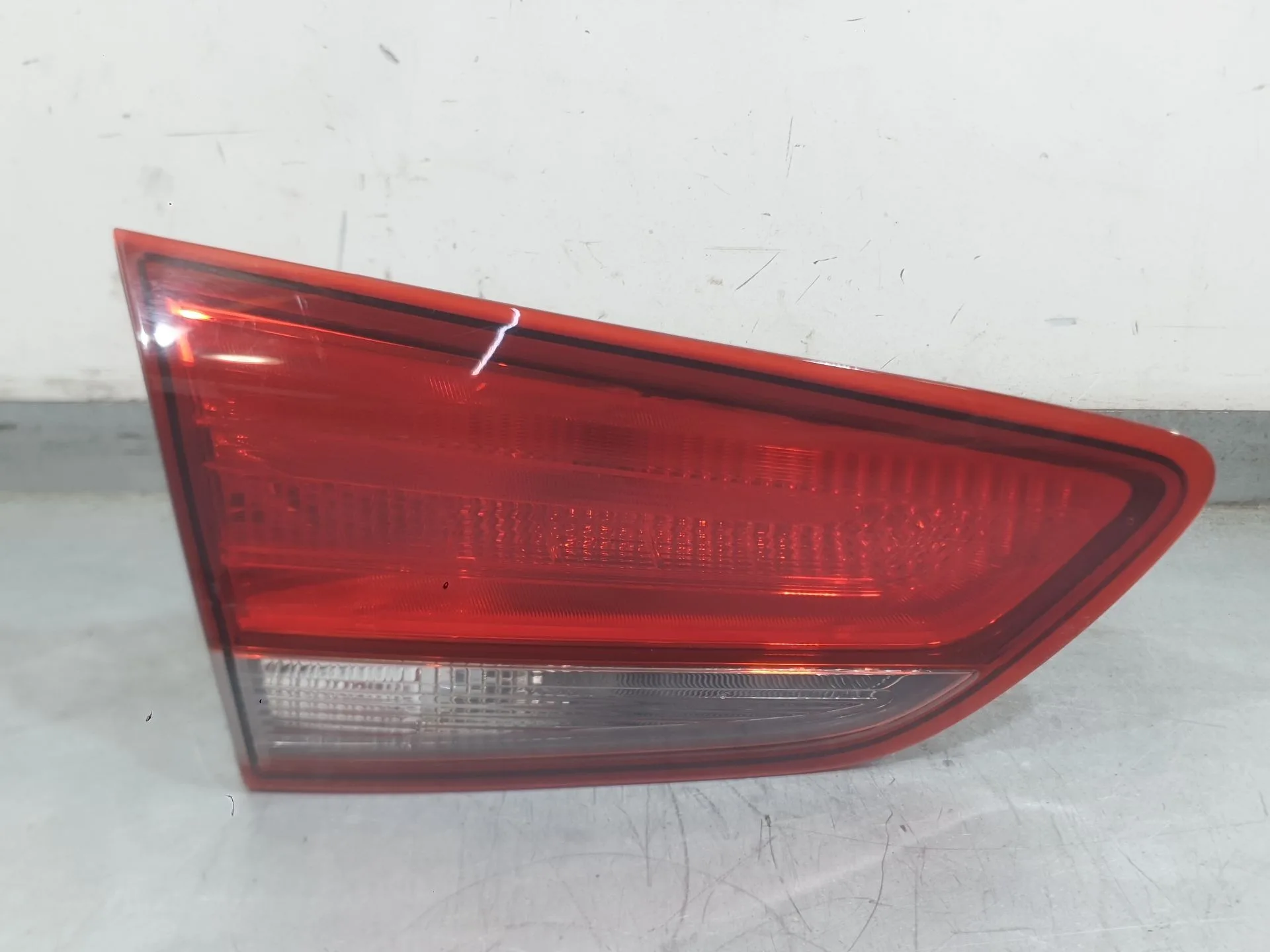 Piloto Trasero Izquierdo Interior para Hyundai I30 (Pde, Pd, Pden)