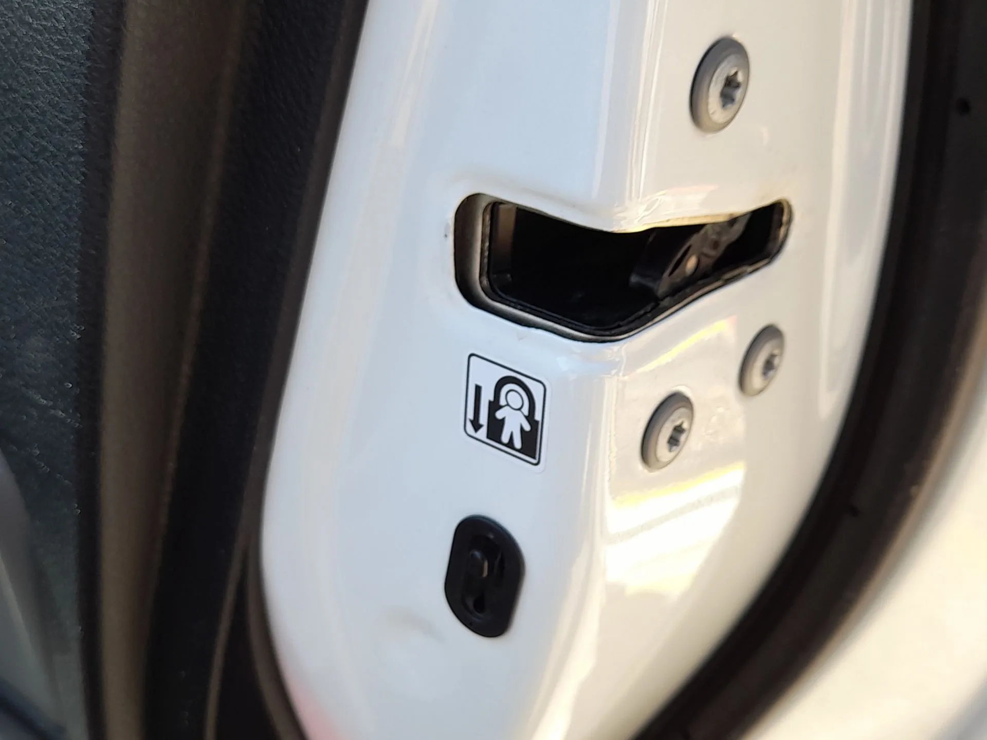 Cerradura Puerta Trasera Derecha para Toyota Yaris (_P13_)