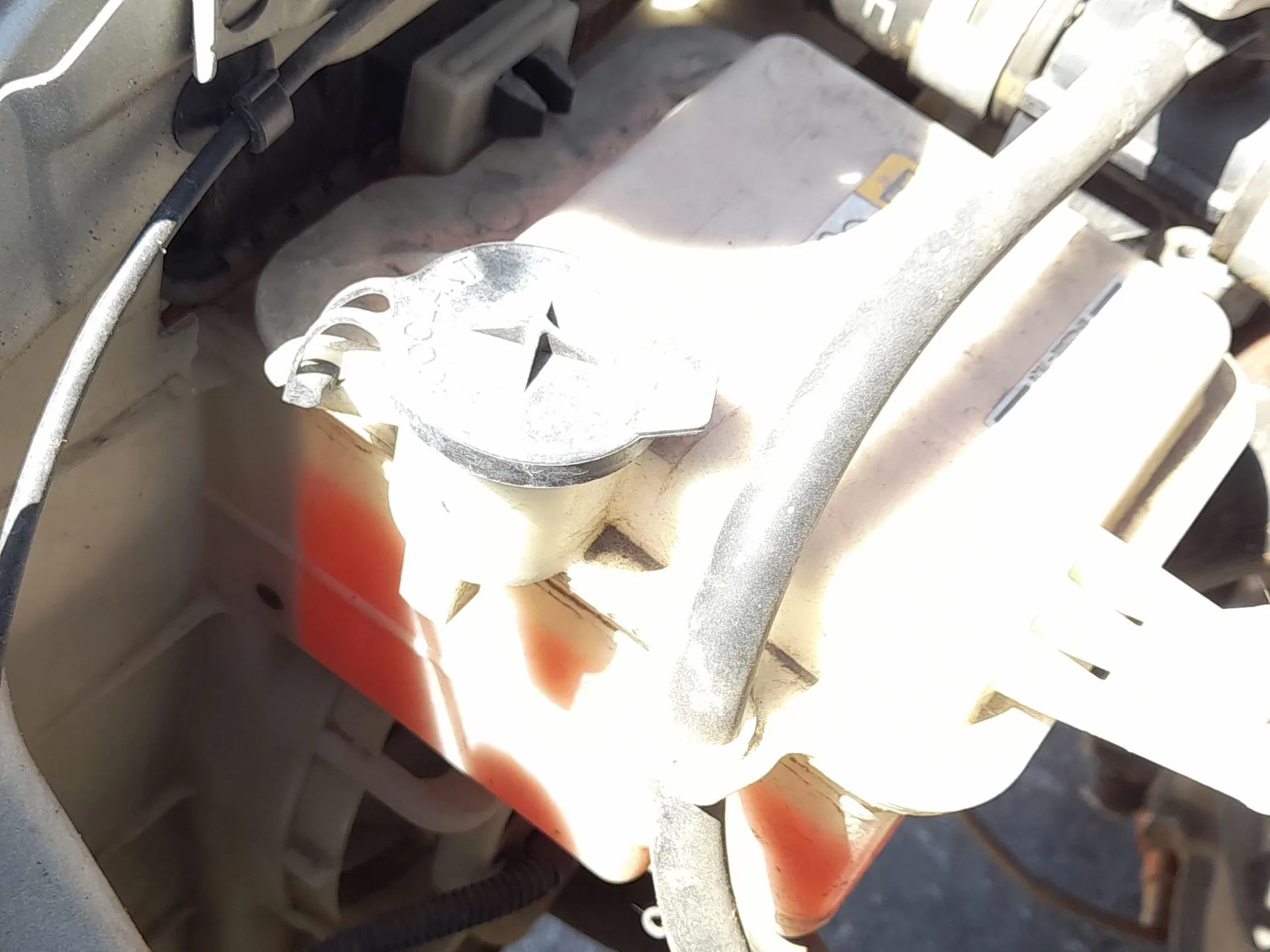 Electroventilador para Toyota Yaris (_P13_)