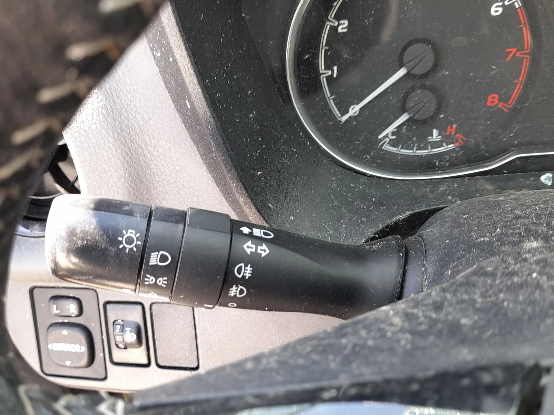 Mando Luces Y Limpia para Toyota Yaris (_P13_)