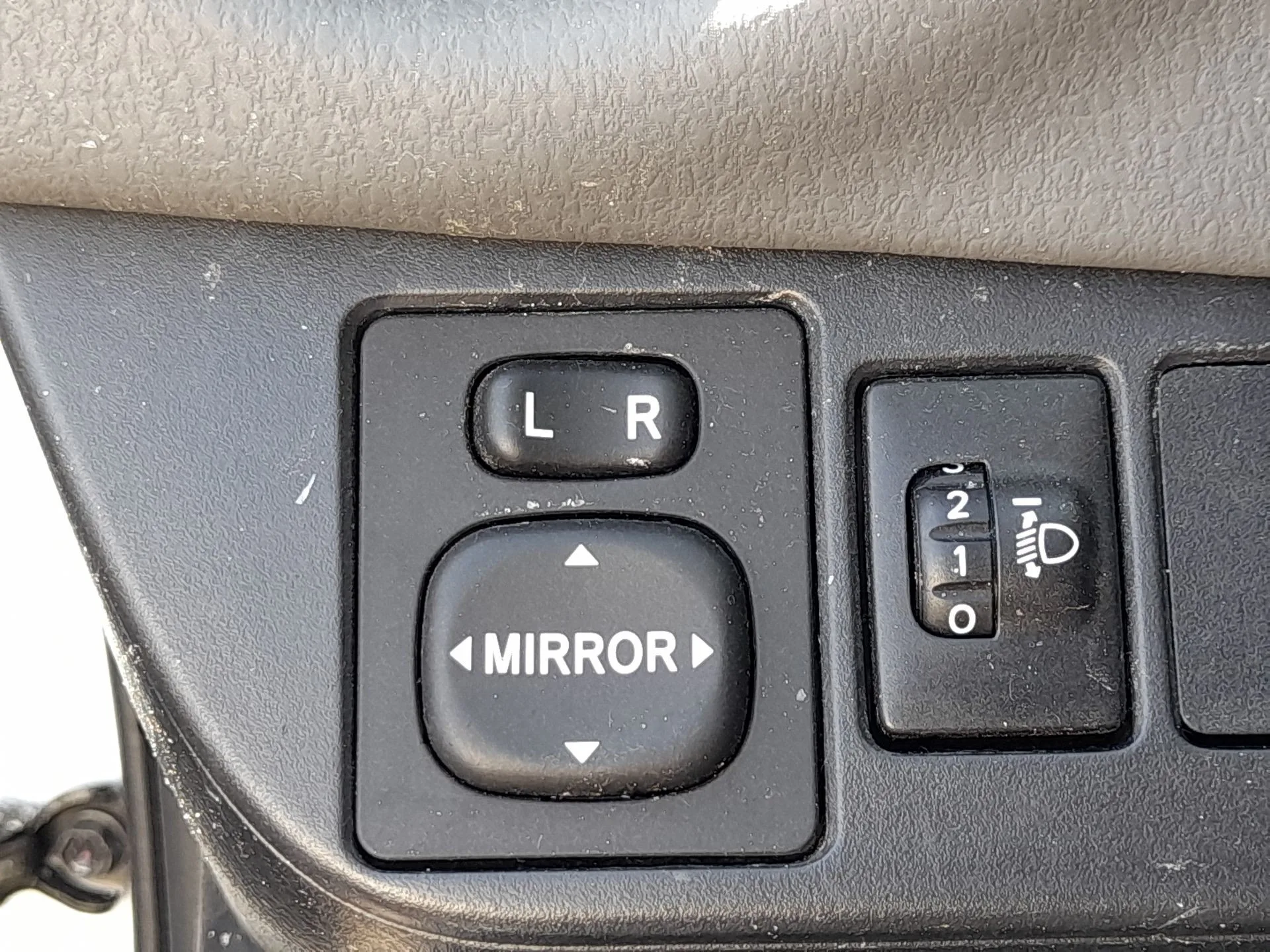 Mando Retrovisor para Toyota Yaris (_P13_)