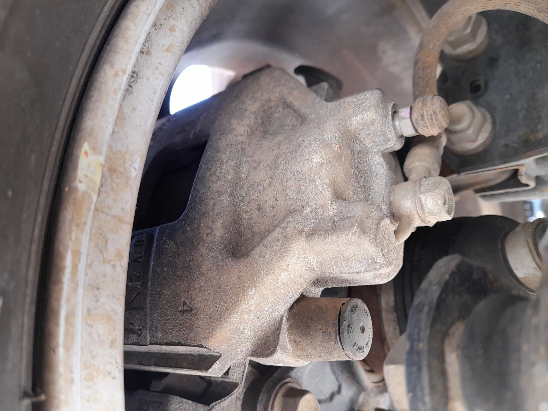 Pinza Freno Delantera Derecha para Toyota Yaris (_P13_)