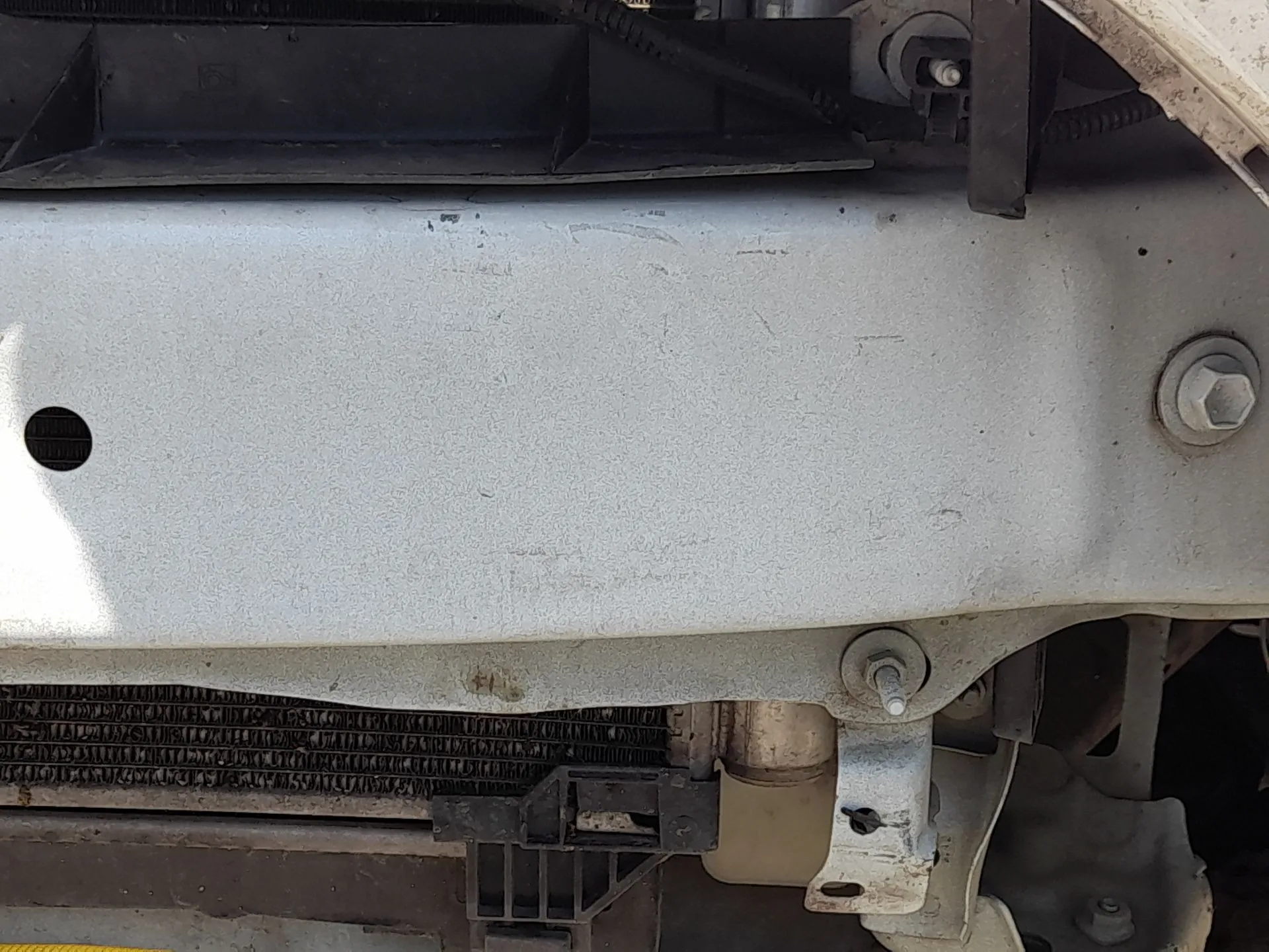 Refuerzo Paragolpes Delantero para Toyota Yaris (_P13_)