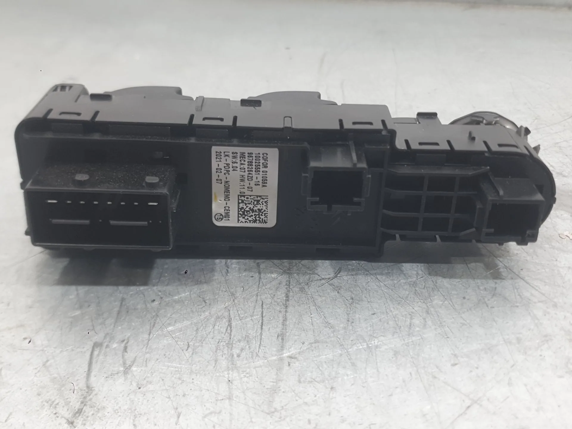 Mando Elevalunas Delantero Izquierdo para Citroën C4 Iii (Ba_, Bb_, Bc_)