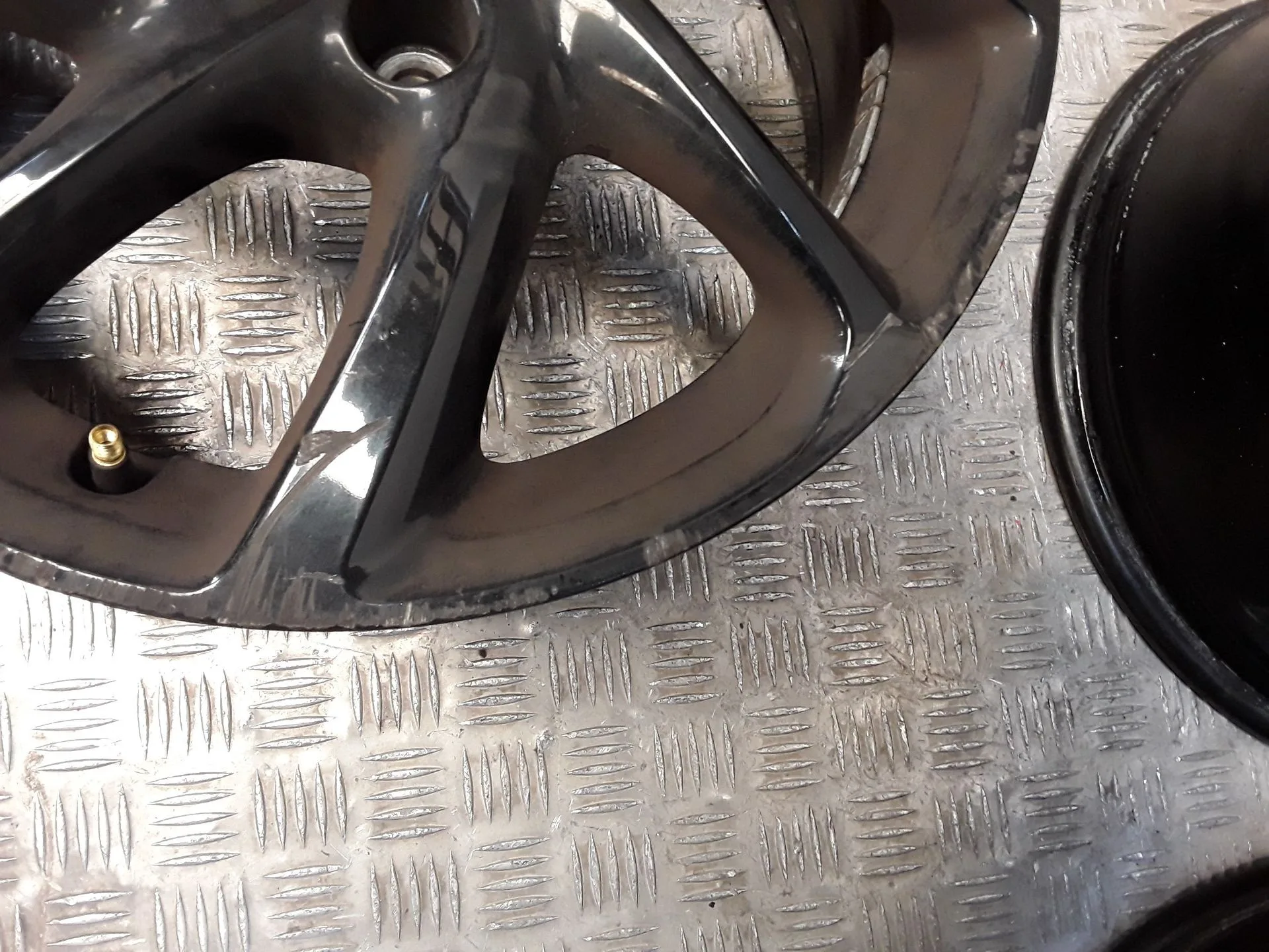 Juego Llantas Aluminio para Opel Corsa F (P2Jo)