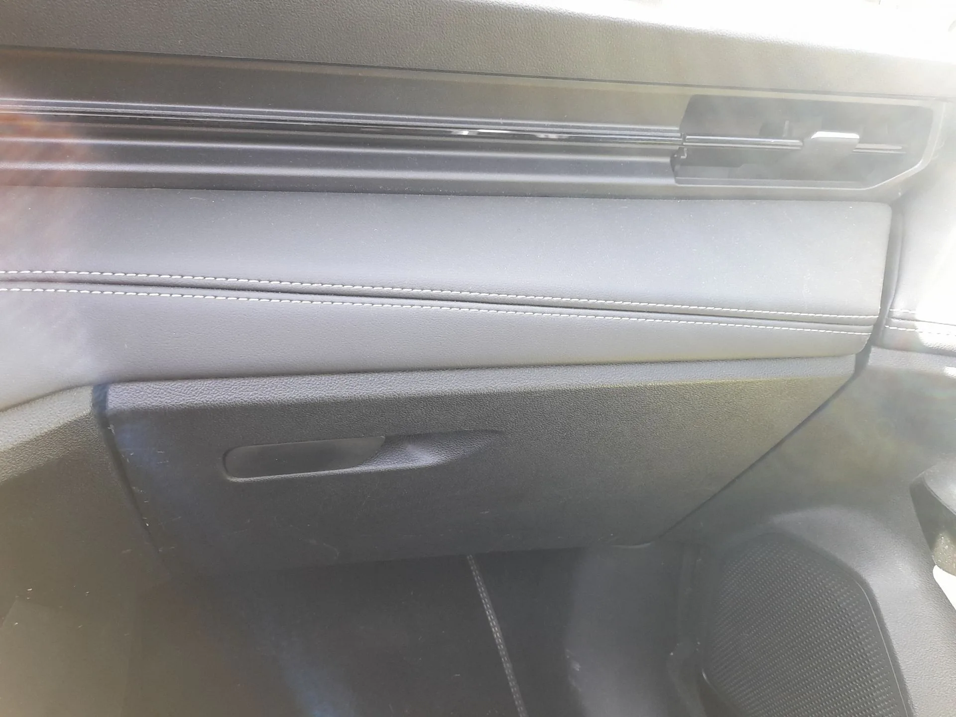 Guantera para Ford Puma (J2K, Cf7)