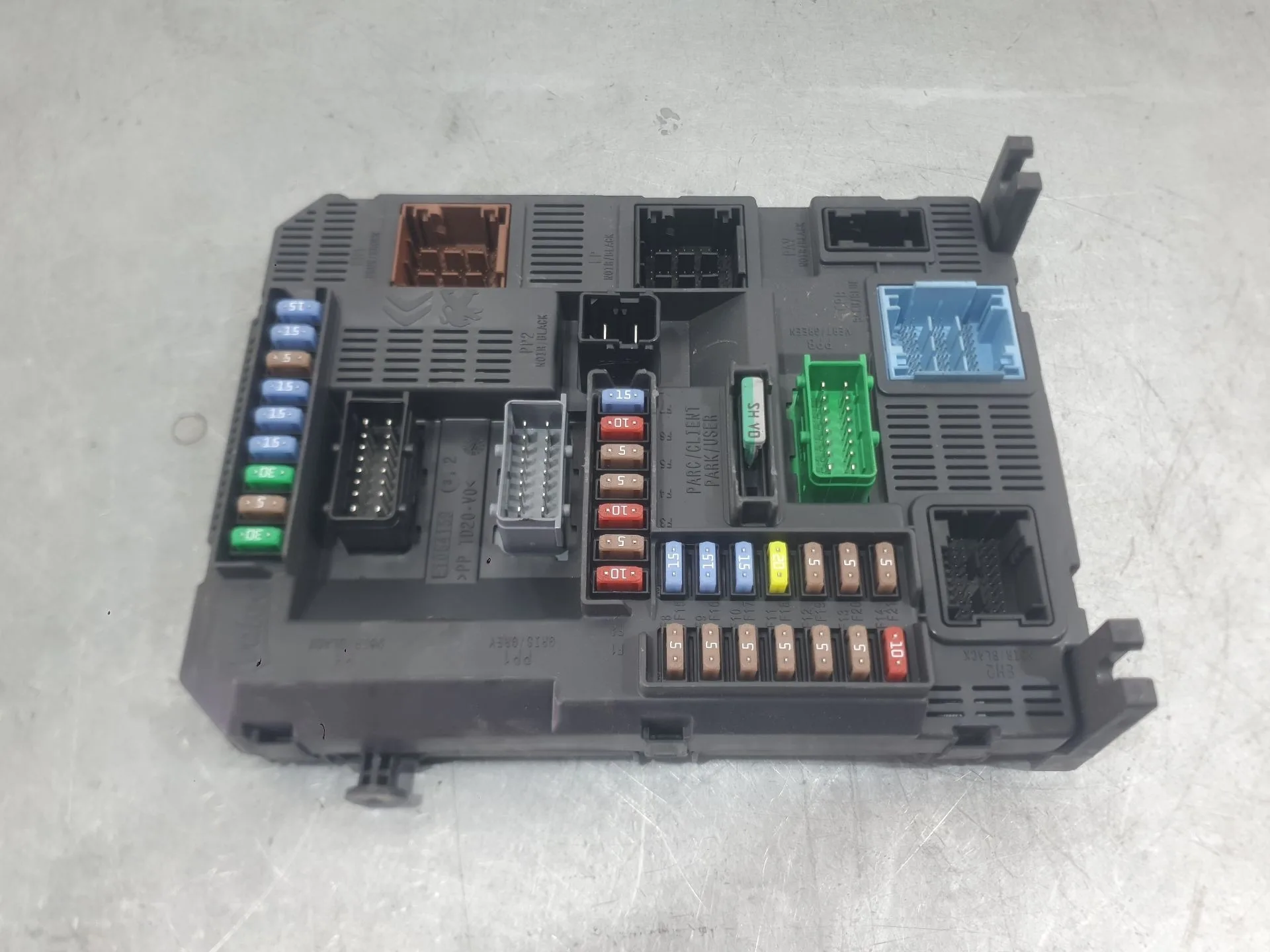 Caja Reles / Fusibles para Citroën C4 Cactus