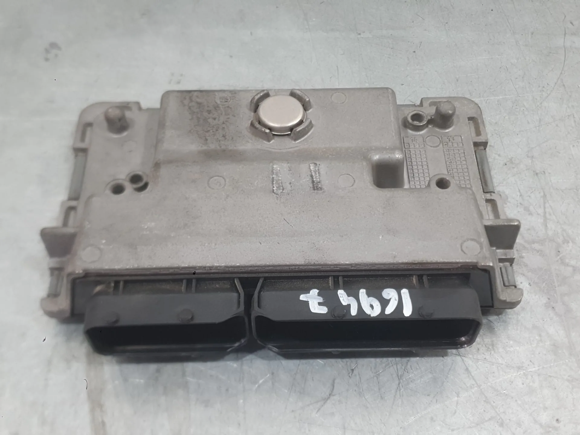Centralita Motor Uce para Seat Ibiza Iv (6J5, 6P1)