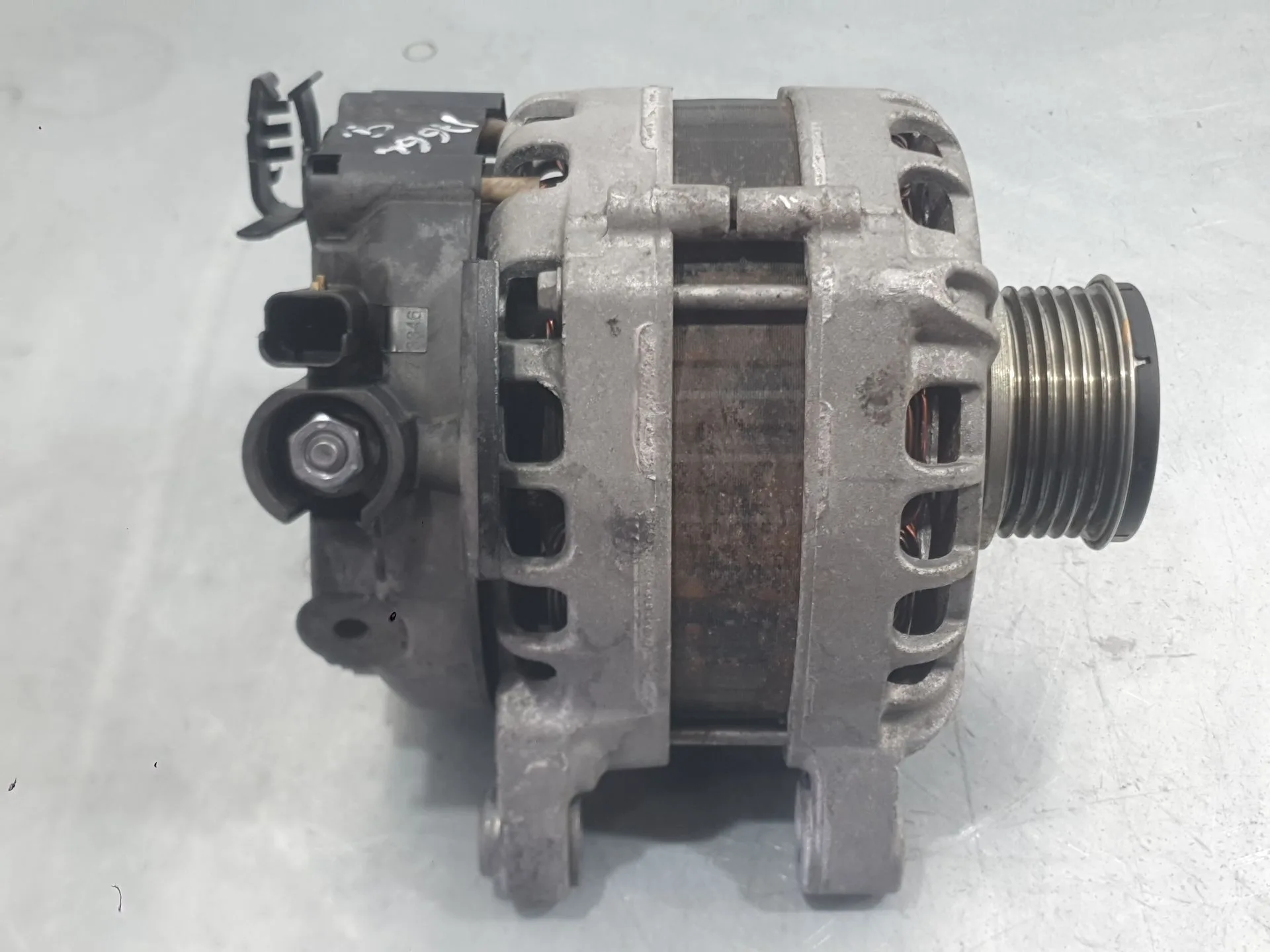 Alternador para Citroën C-Elysee (Dd_)