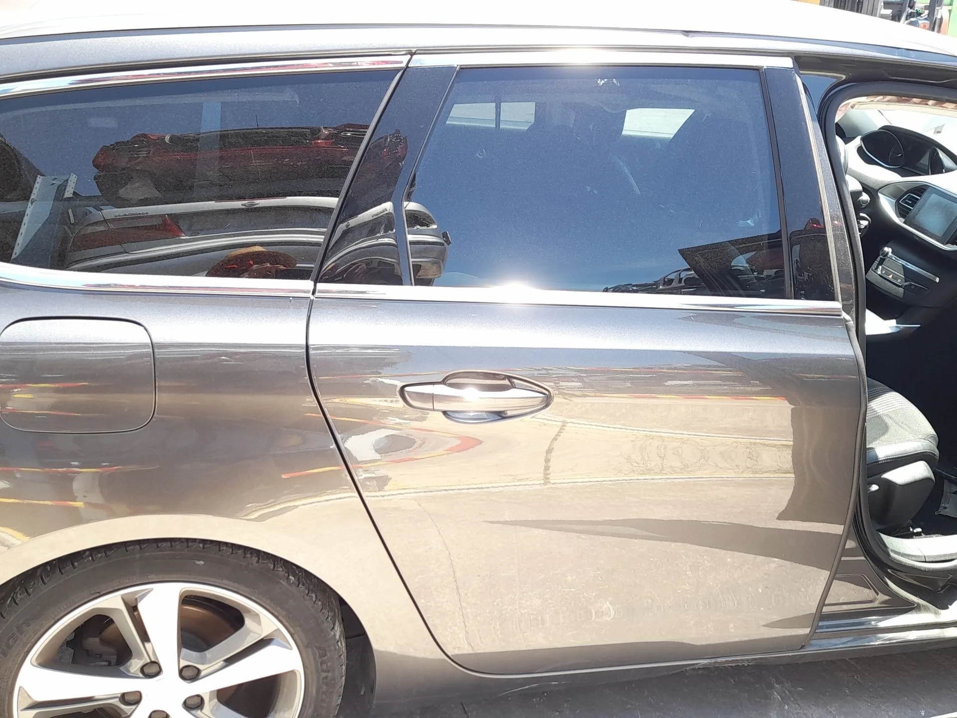 Puerta Trasera Derecha para Peugeot 308 Sw Ii (Lc_, Lj_, Lr_, Lx_, L4_)