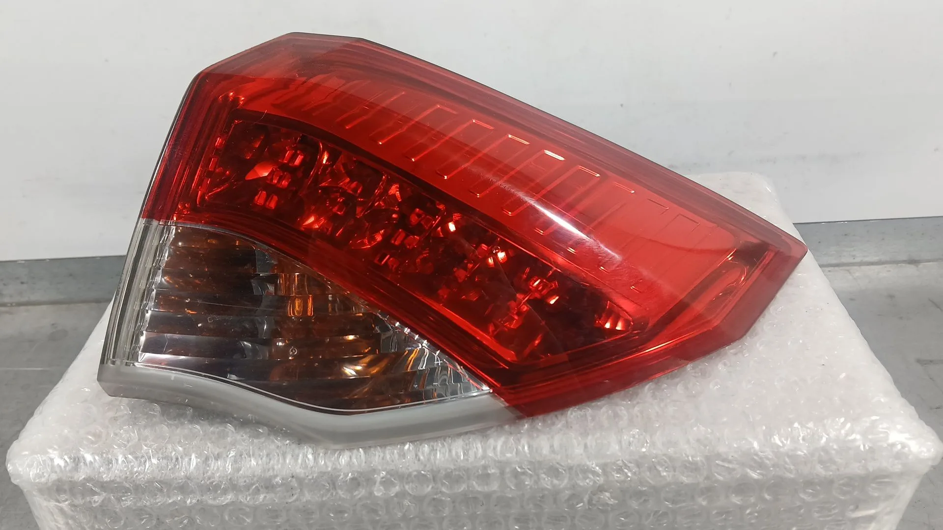 Piloto Trasero Derecho Exterior para Renault Laguna Iii (Bt0/1)