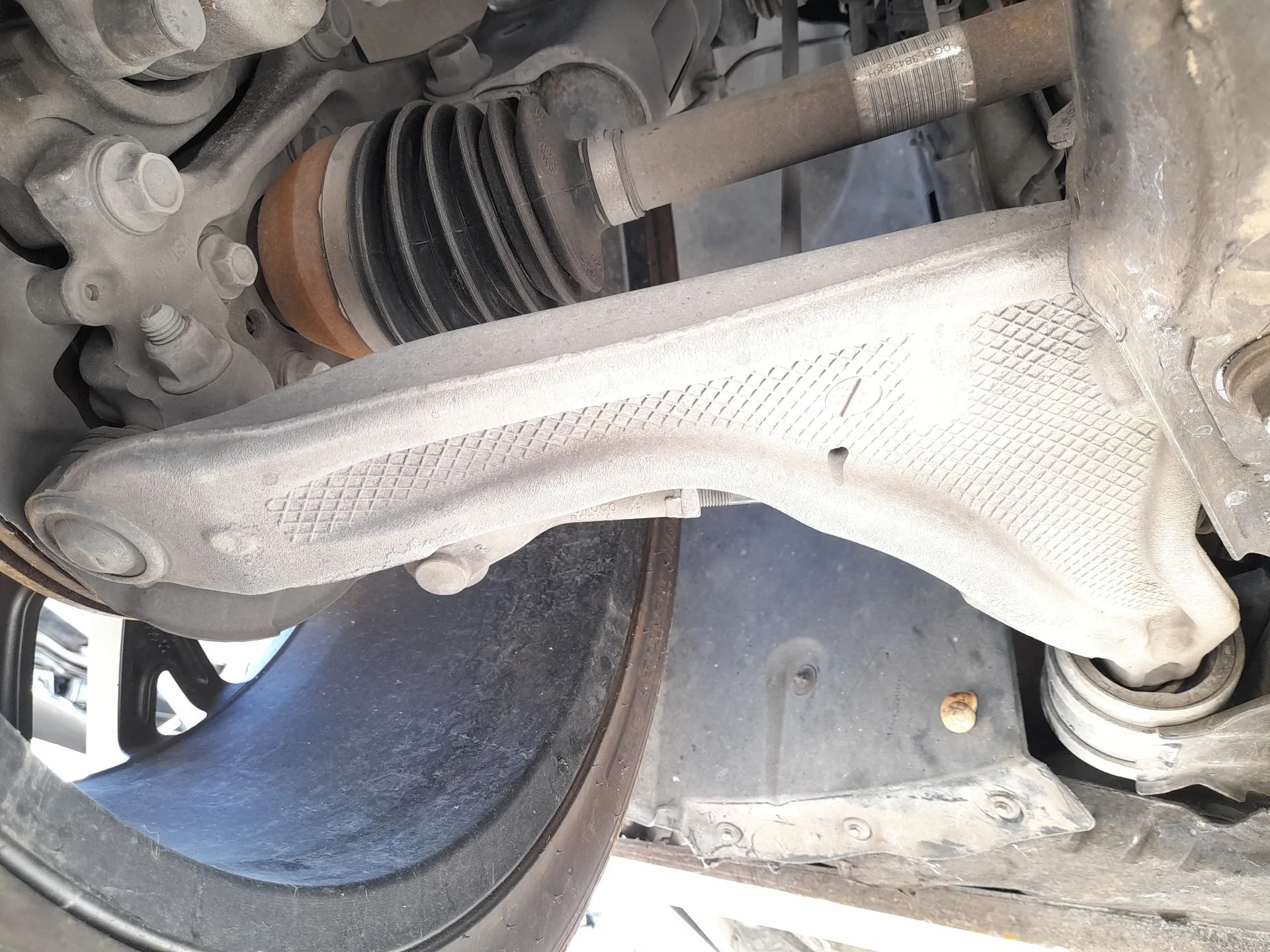 Brazo Suspension Inferior Delantero Derecho para Ford Mondeo V Hatchback (Ce)
