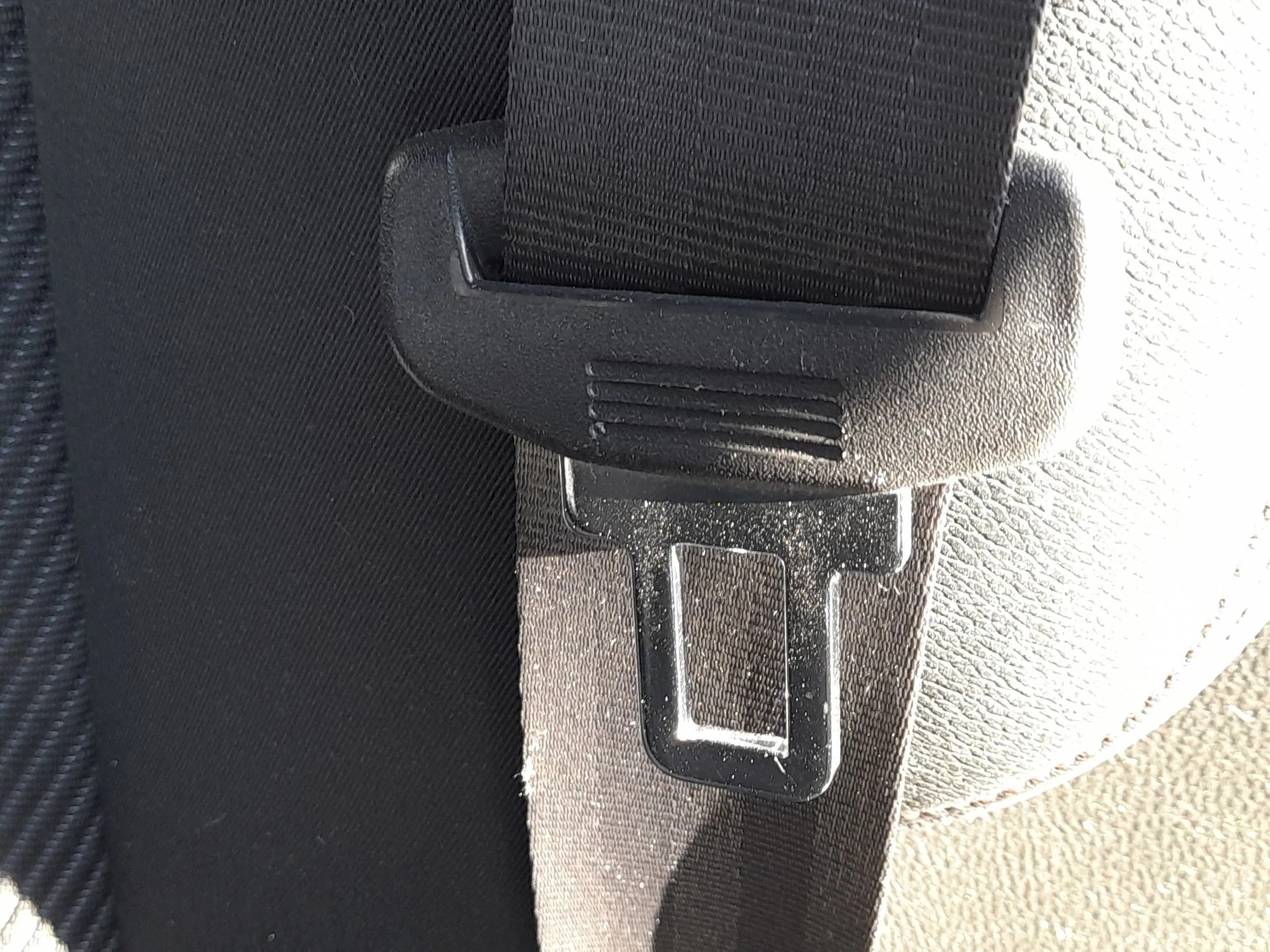 Cinturon Seguridad Trasero Izquierdo para Ford Mondeo V Hatchback (Ce)