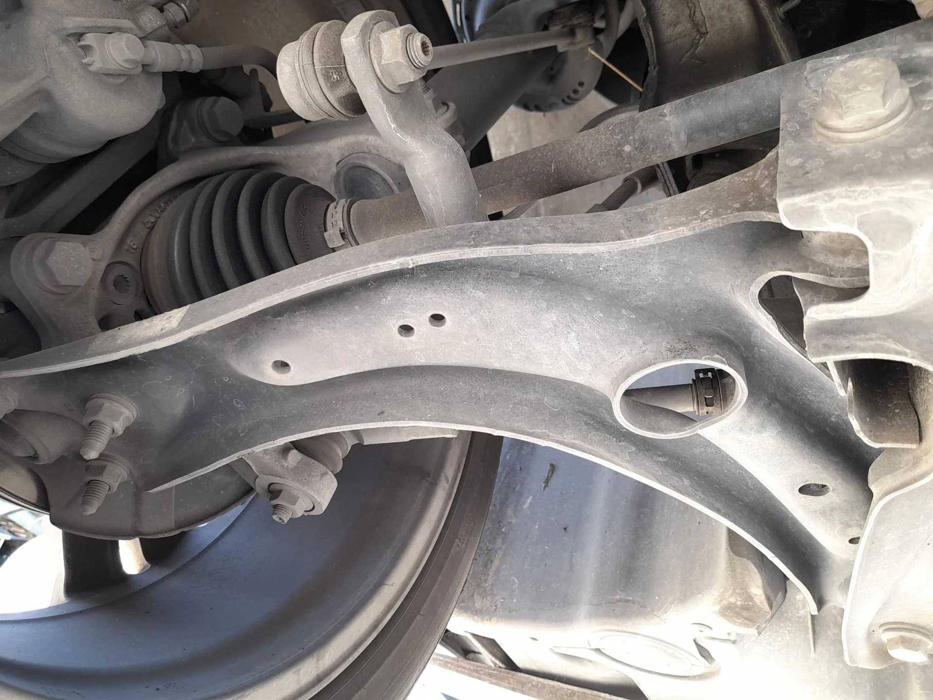 Brazo Suspension Inferior Delantero Derecho para Volkswagen Tiguan (Ad1, Ax1)