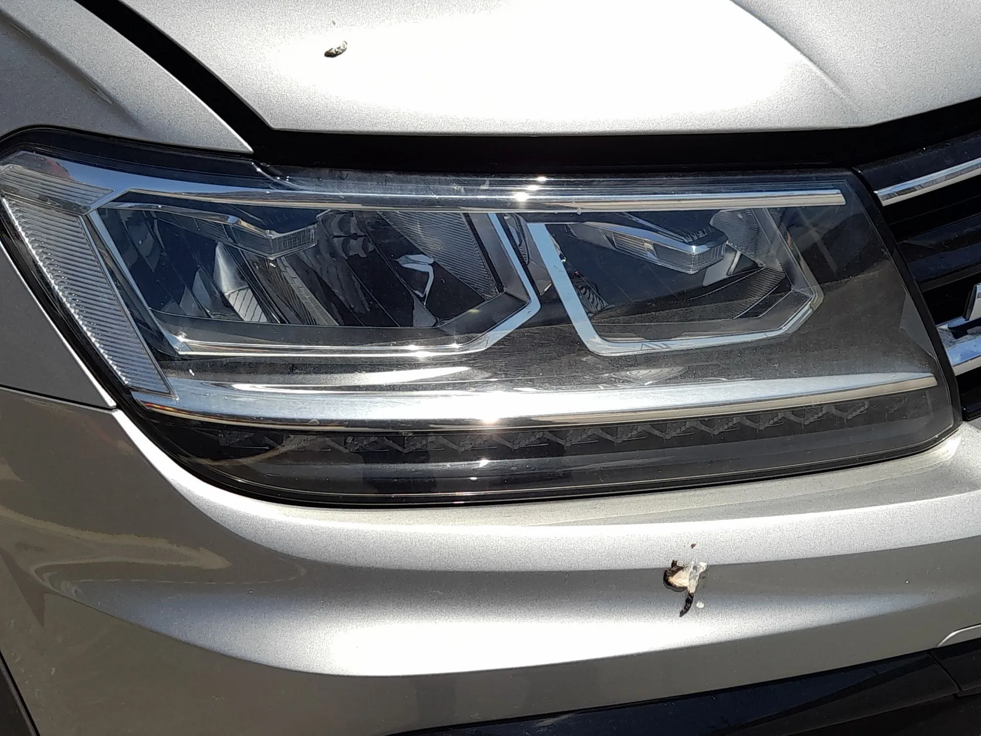Faro Derecho para Volkswagen Tiguan (Ad1, Ax1)