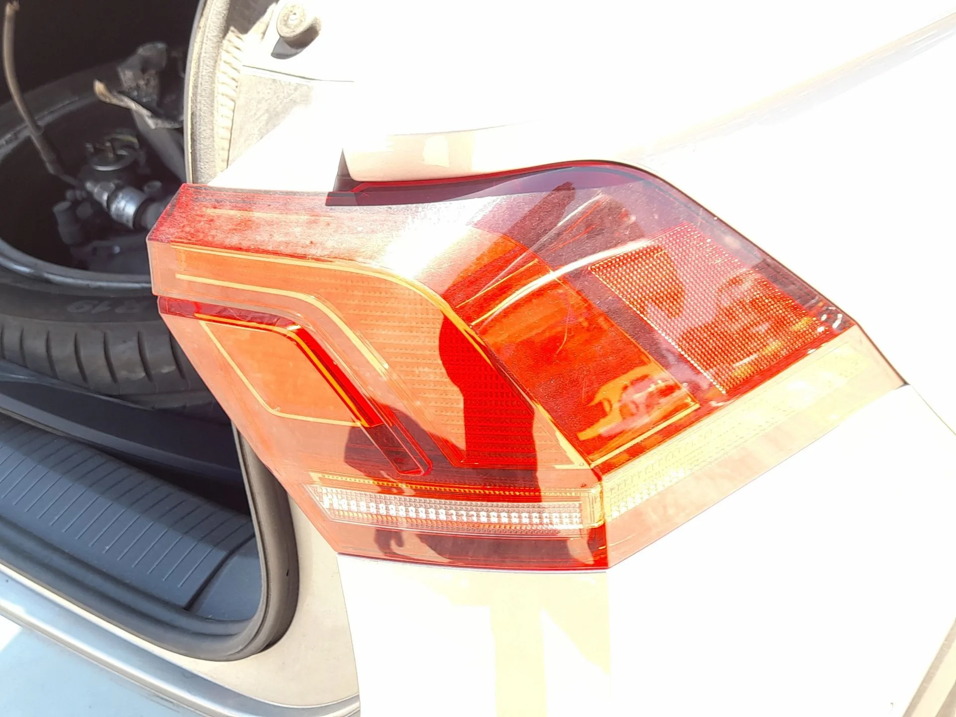 Piloto Trasero Derecho Exterior para Volkswagen Tiguan (Ad1, Ax1)