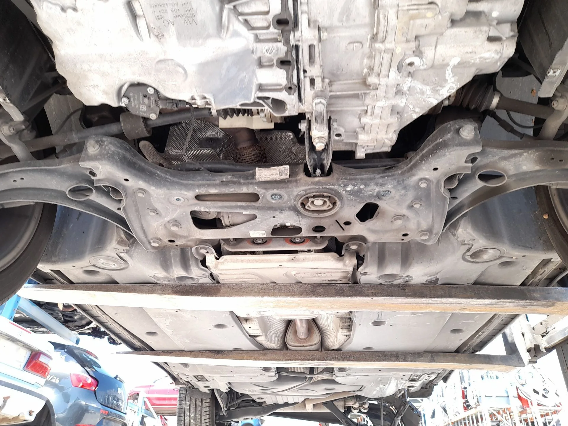 Puente Delantero para Volkswagen Tiguan (Ad1, Ax1)