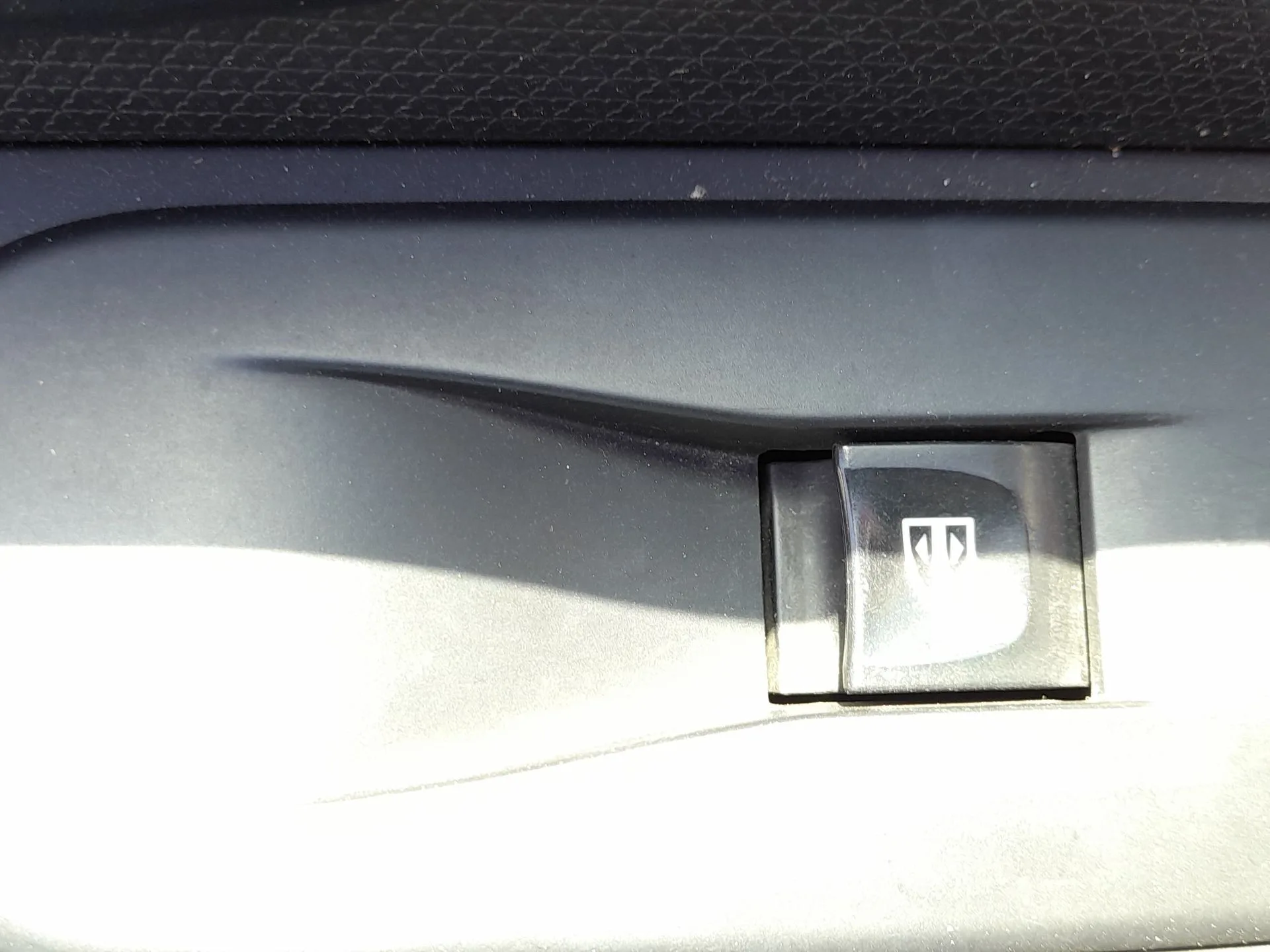 Mando Elevalunas Delantero Derecho para Renault Clio Iv (Bh_)