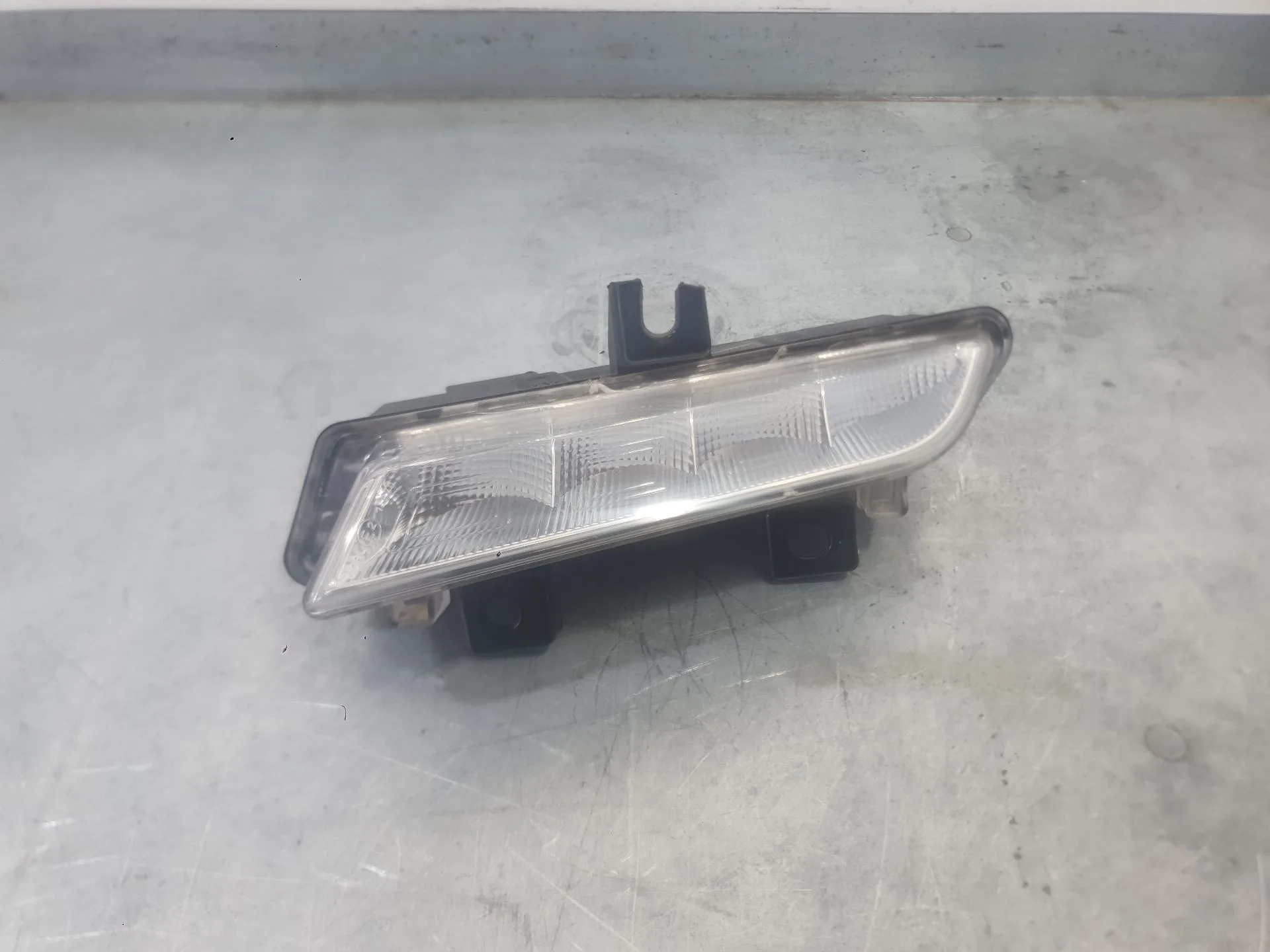 Piloto Delantero Izquierdo para Renault Clio Iv (Bh_)