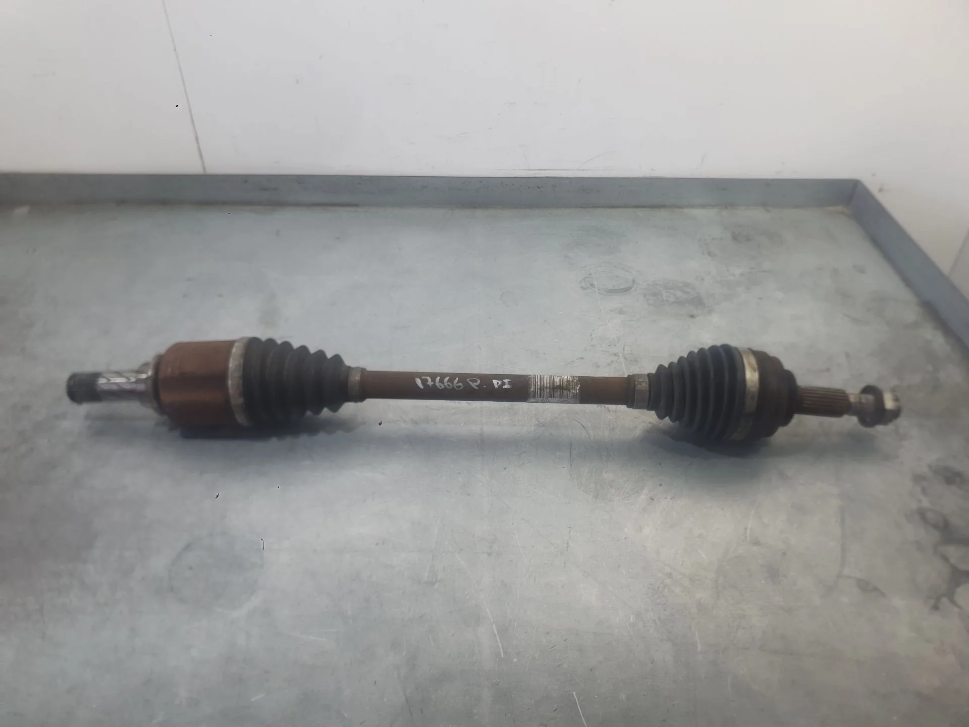 Transmision Delantera Izquierda para Renault Clio Iv (Bh_)