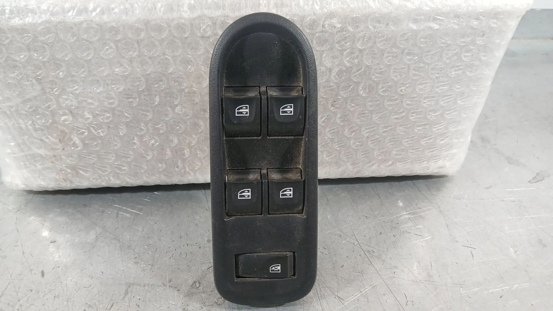 Mando Elevalunas Delantero Izquierdo para Dacia Duster (Hs_)