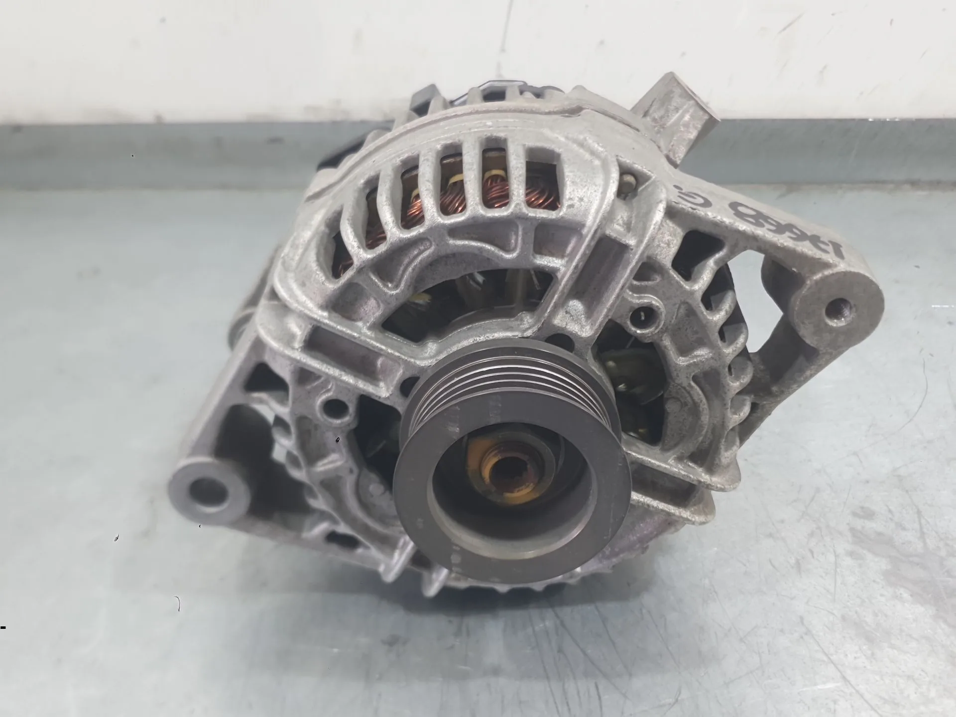 Alternador para Opel Corsa C (X01)